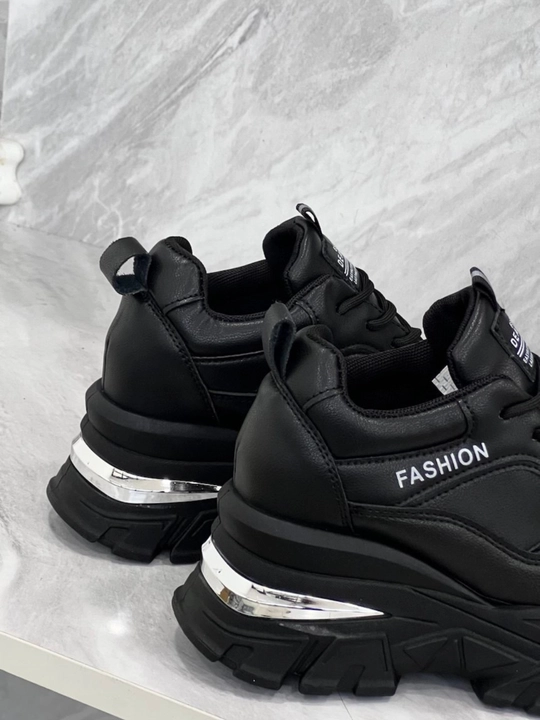Кроссовки для женщин и девочек FASHION