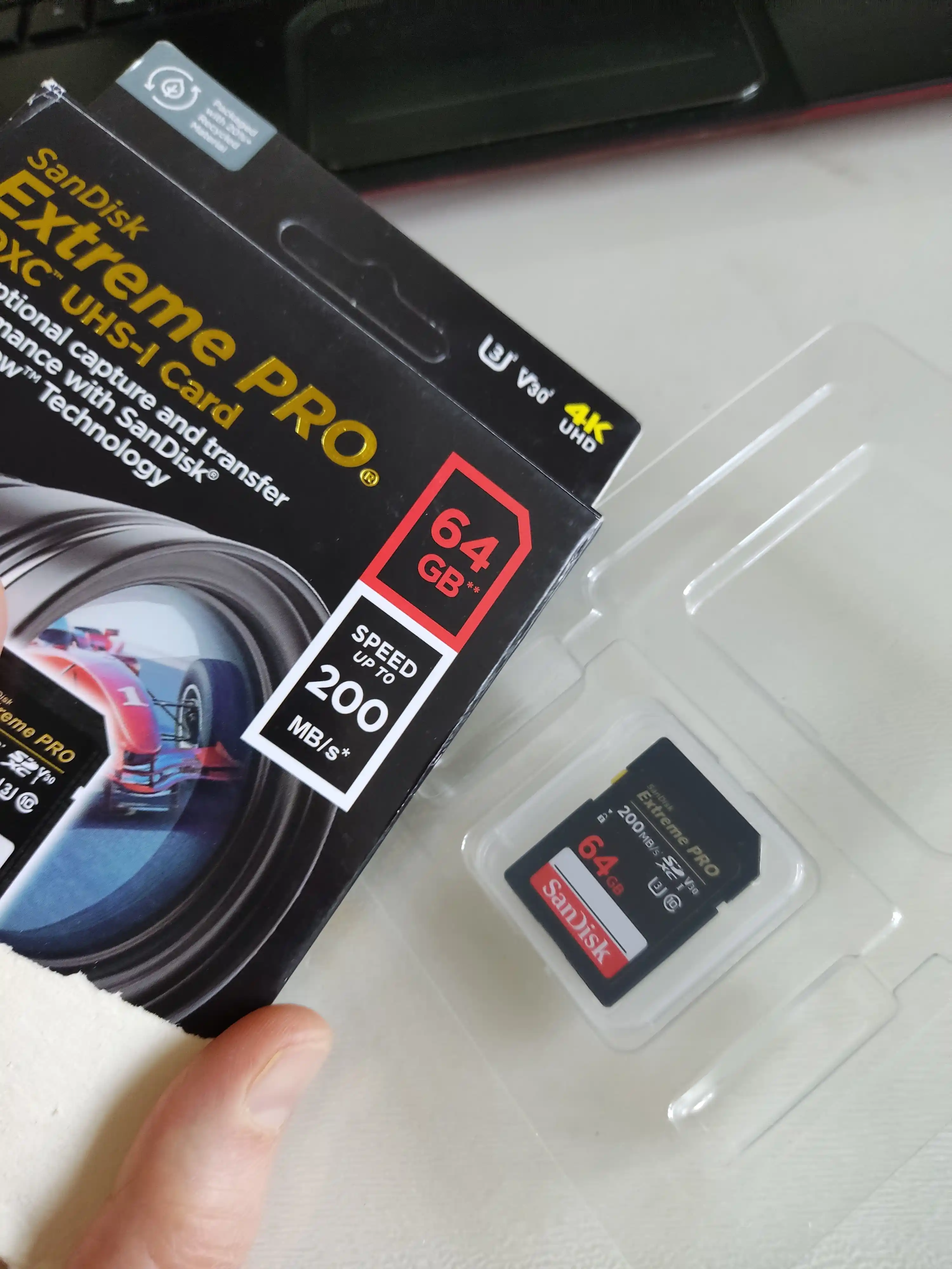 Карта памяти для фотоаппарата Sandisk Extreme Pro SDXC UHS-I card, 32 ГБ, 64 ГБ, 128 ГБ