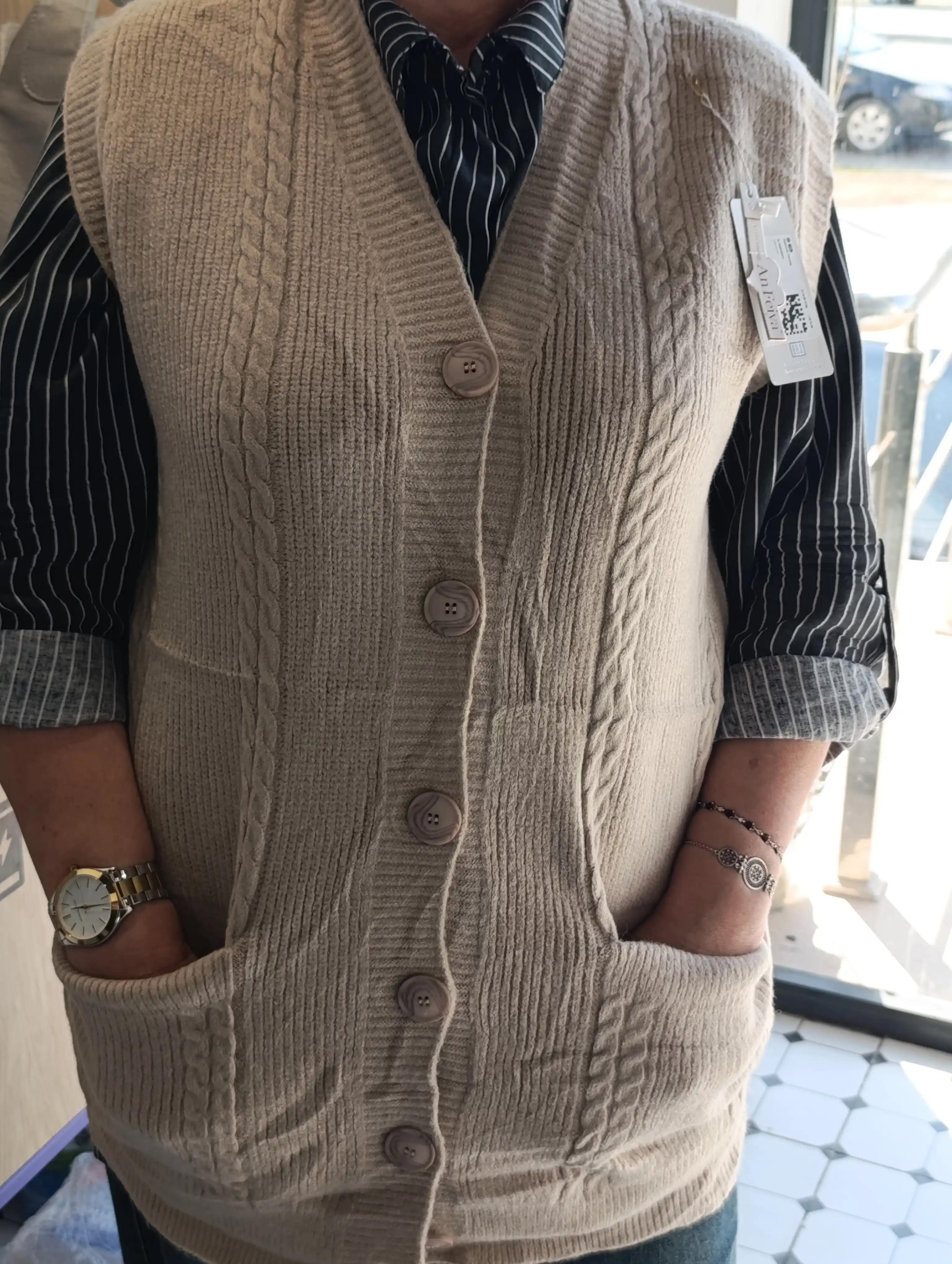 Ayollar uchun trikotaj jilet, uzun model, tugmali, cho‘ntakli, plus size, har kunlik uslub