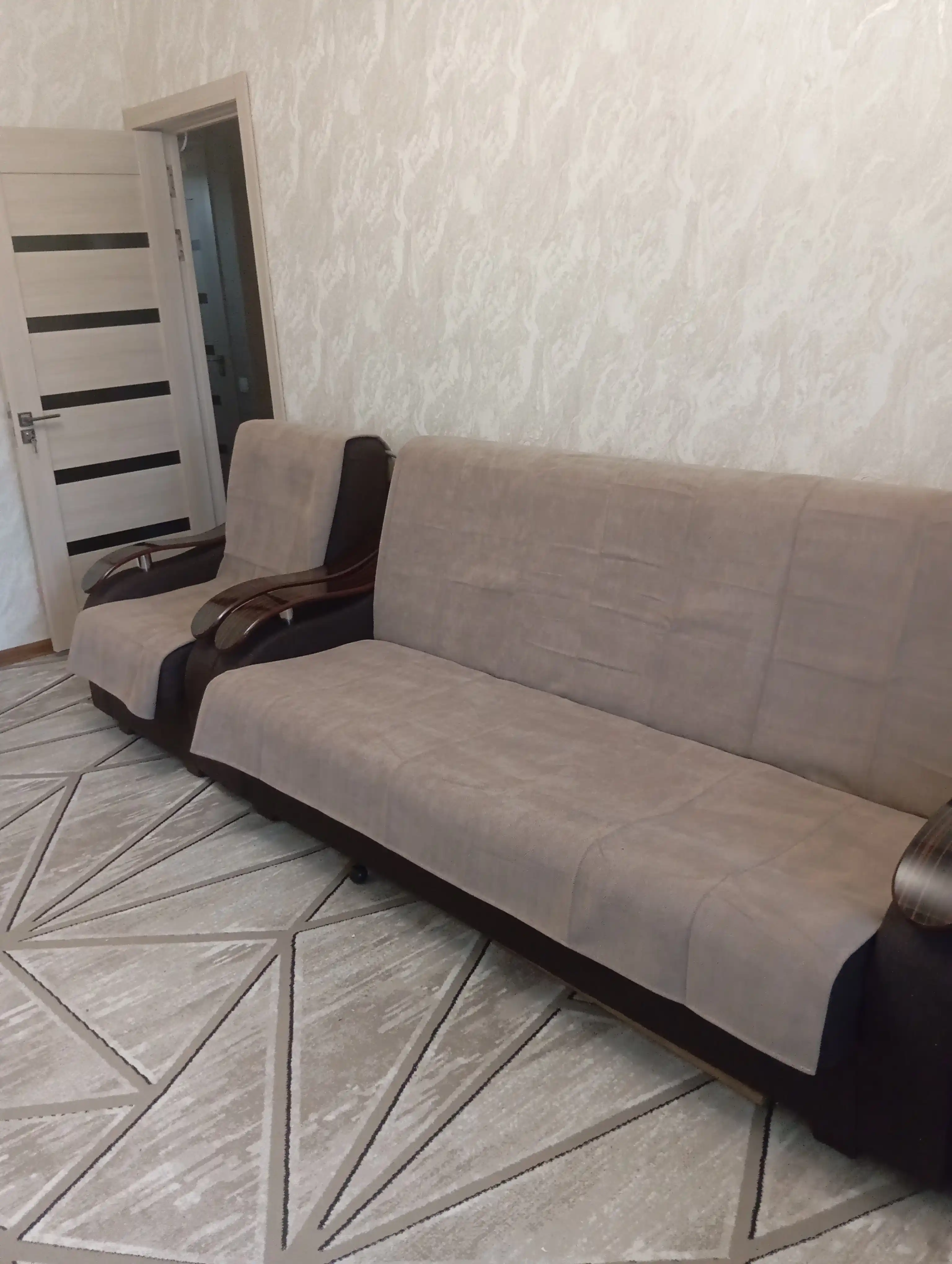 Накидка чехол на диван и кресло, противоскользящая