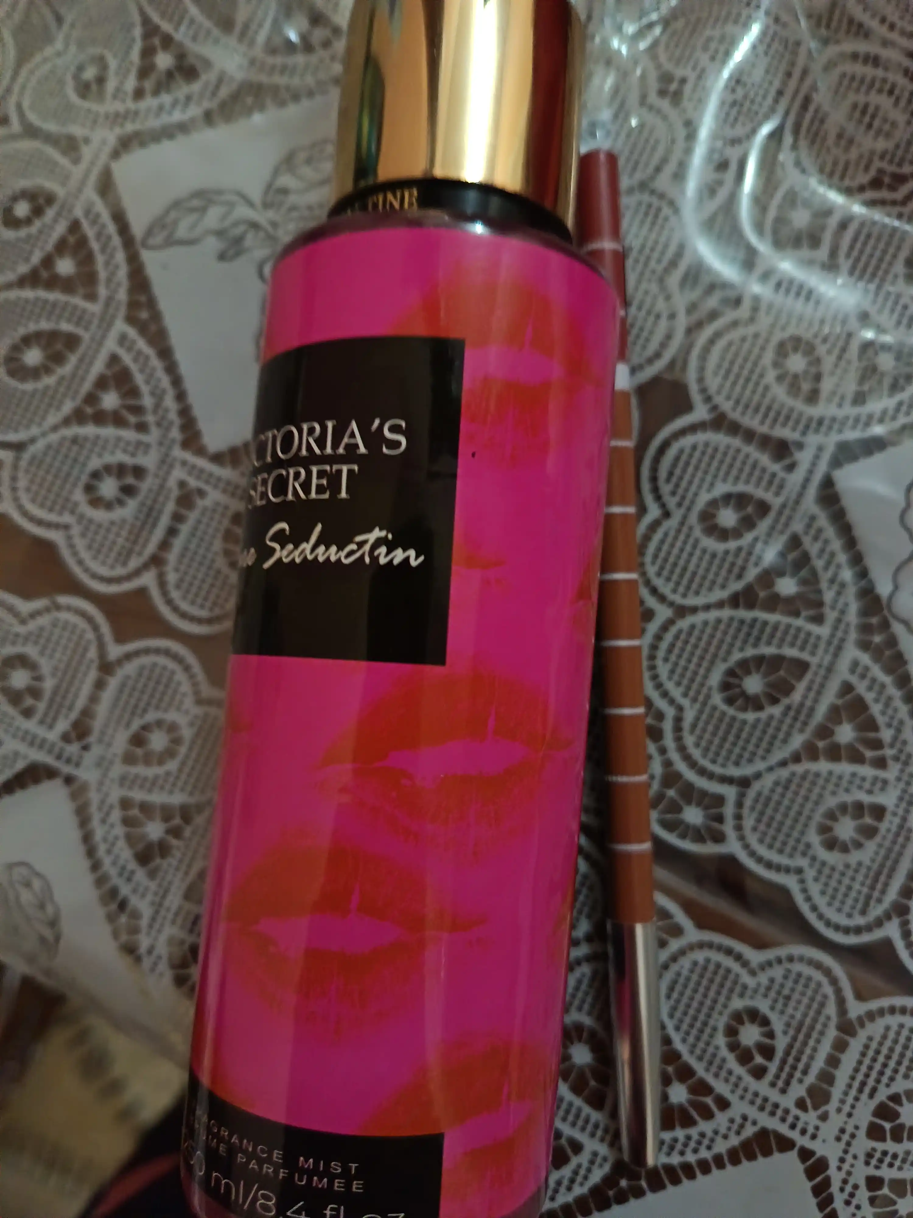 Victoria Secret Aqua kiss spreyi, Tempatation, Shimmer mist, 250 ml