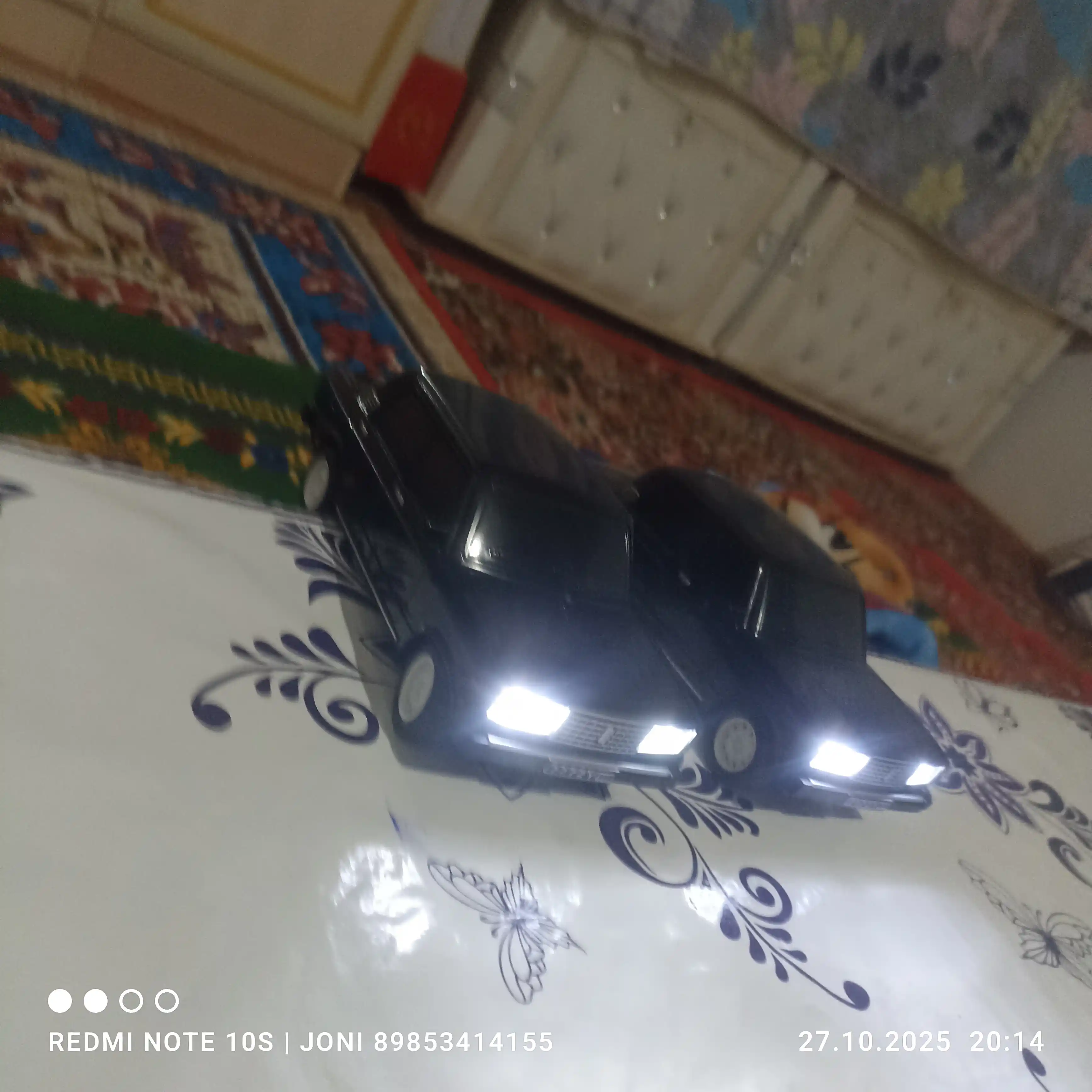 Batareya bilan ishlaydigan radio boshqariladigan avtomobil VAZ2107, DODGE, Chevrolet,Taxi