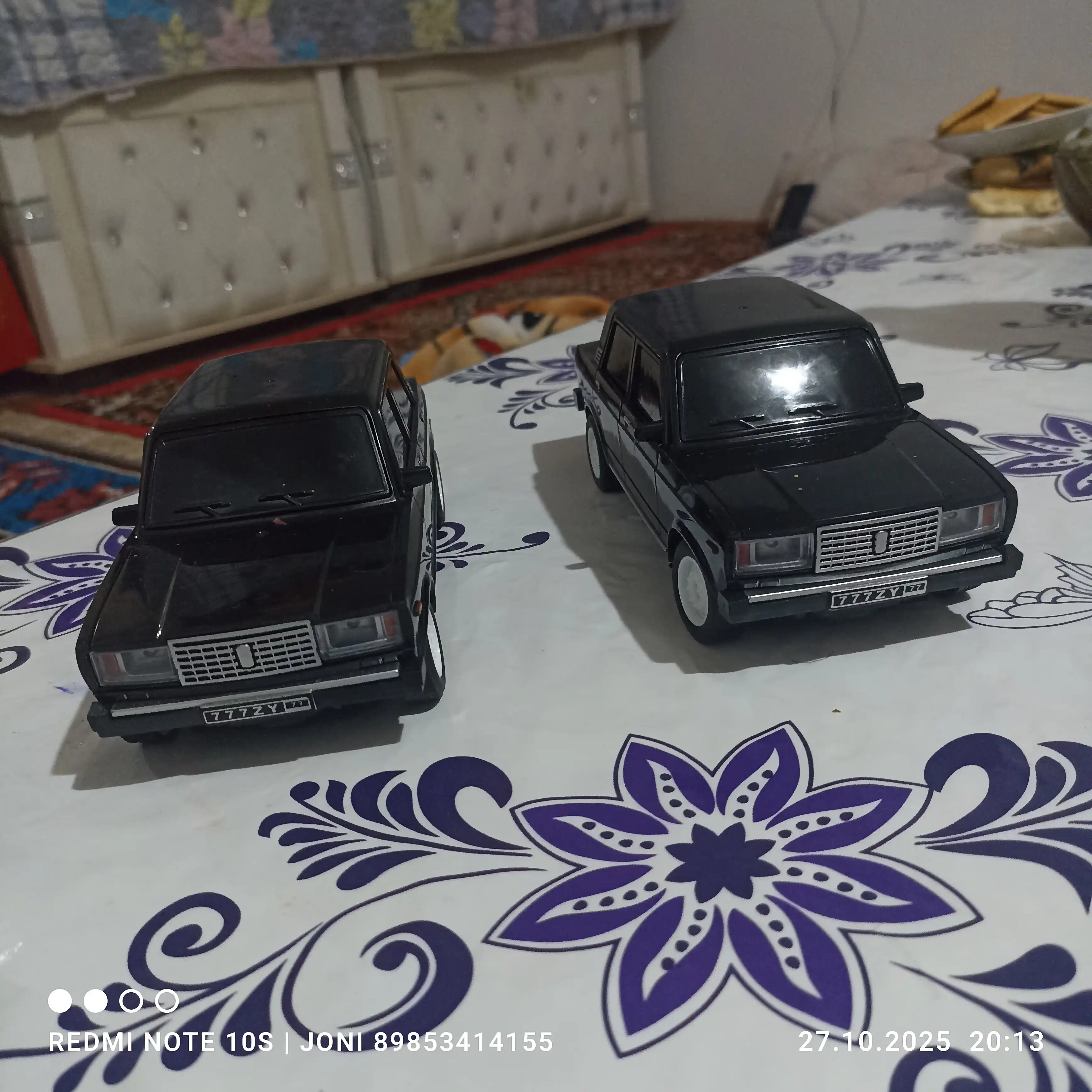 Batareya bilan ishlaydigan radio boshqariladigan avtomobil VAZ2107, DODGE, Chevrolet,Taxi