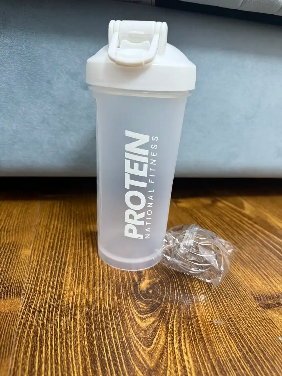 Шейкер для спортивного питания PROTEIN, 600 мл