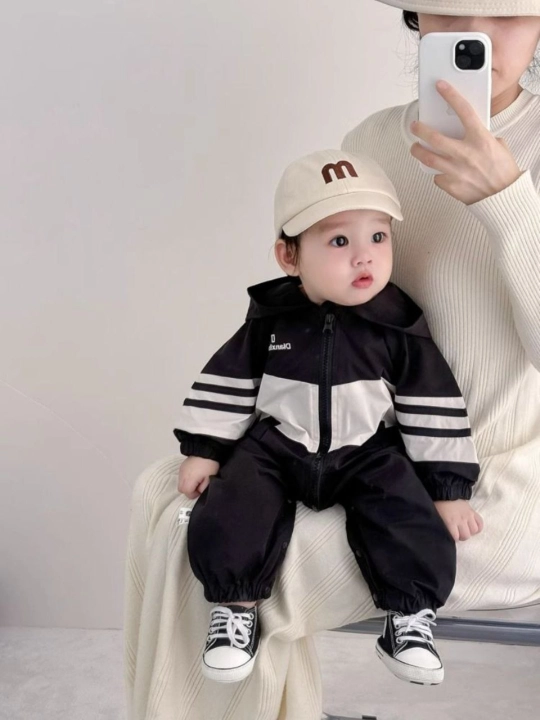 Qizlar va óg‘il bolalar uchun sport kombinezoni| (Salqin yomg‘irli va iliq havo uchun mos)