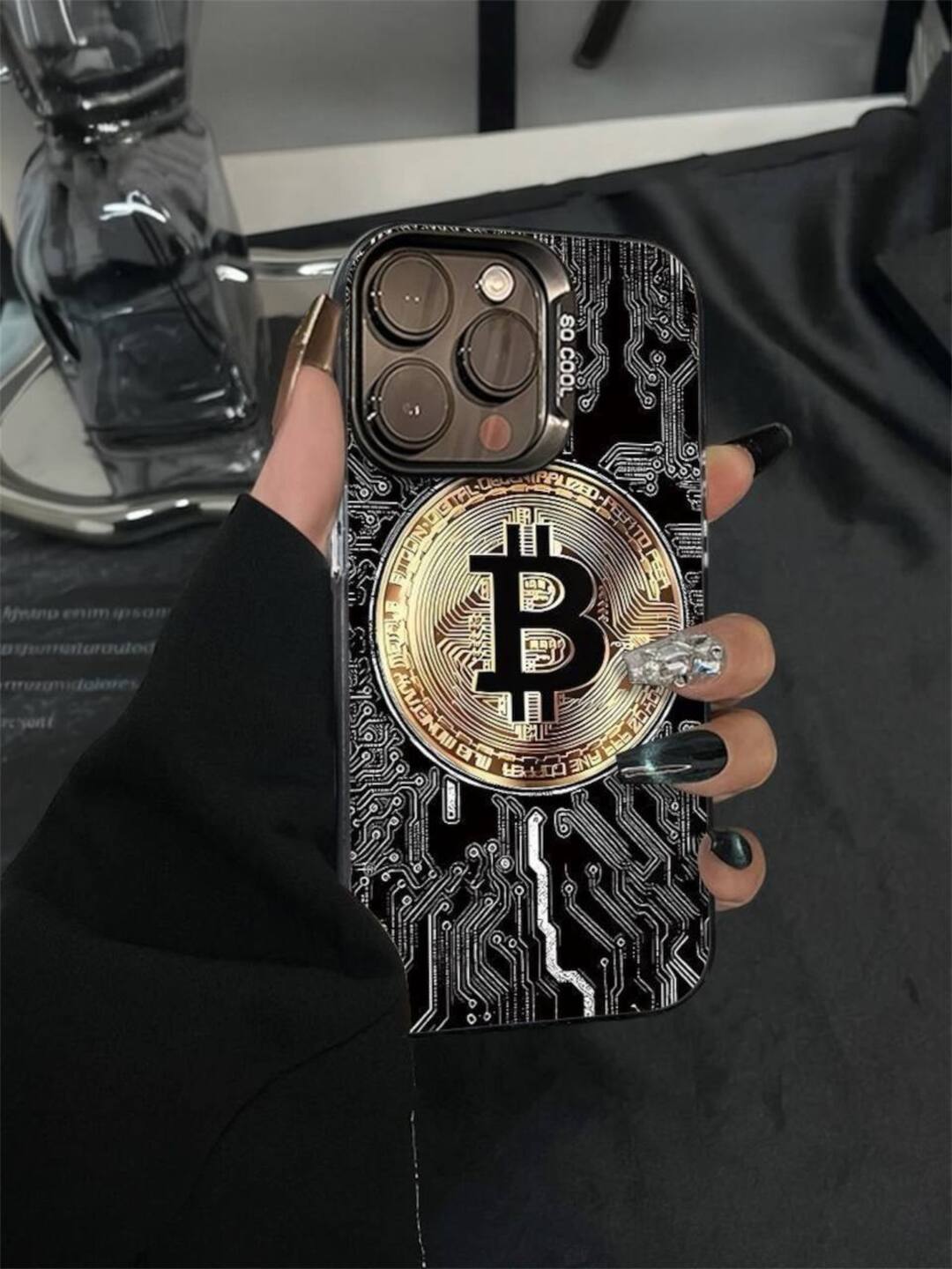 IPhone 11, 12, 13, 14, 15, 16,17 Pro, Pro Max uchun g‘ilof, Bitcoin, Mers, Porsche