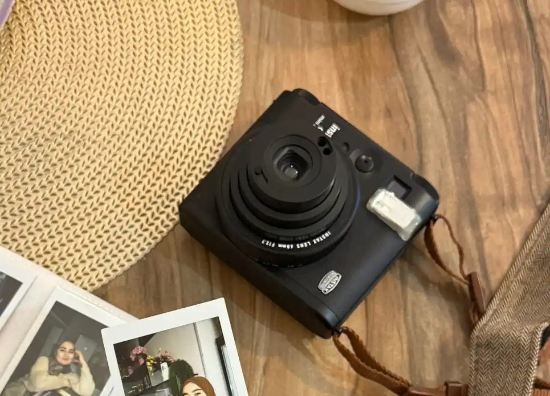 Fujifilm Instax Mini 99 tezkor foto kamerasi