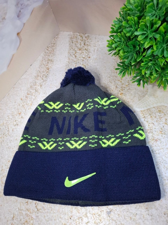 Sport qalpog‘i, pomponli, erkaklar uchun, NIKE