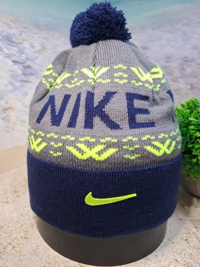 Шапка спортивная, с помпоном, мужская, NIKE — SHAPKAD-NIKESHAPKA-ЛАЙМ-60