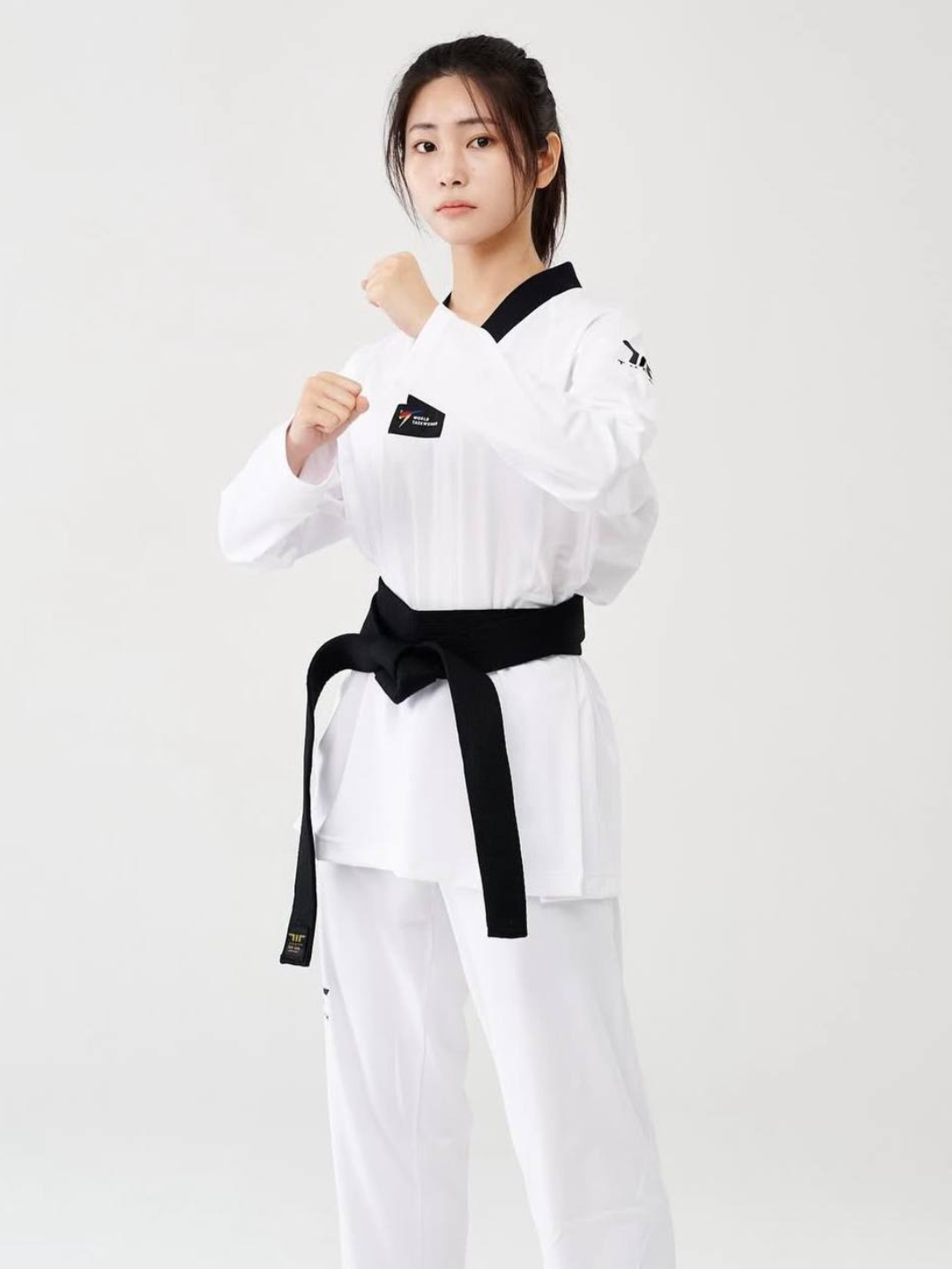 Форма для Taekwondo WT Tusah EVO, олимпийская