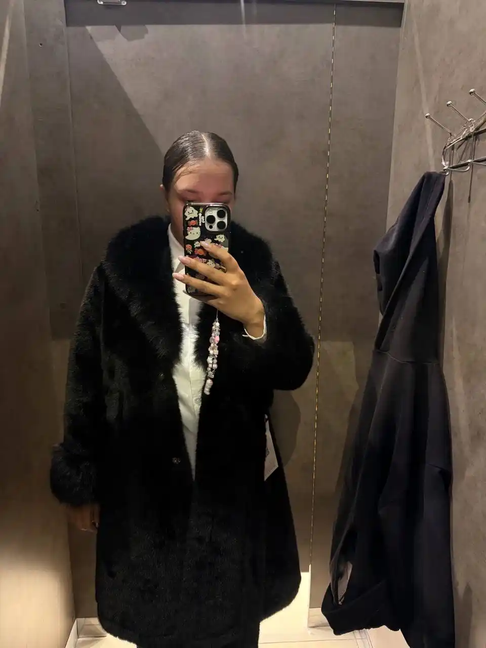 Shuba, Ayollar qishki paltosi uzun va kalta, eko norka 4хl gacha