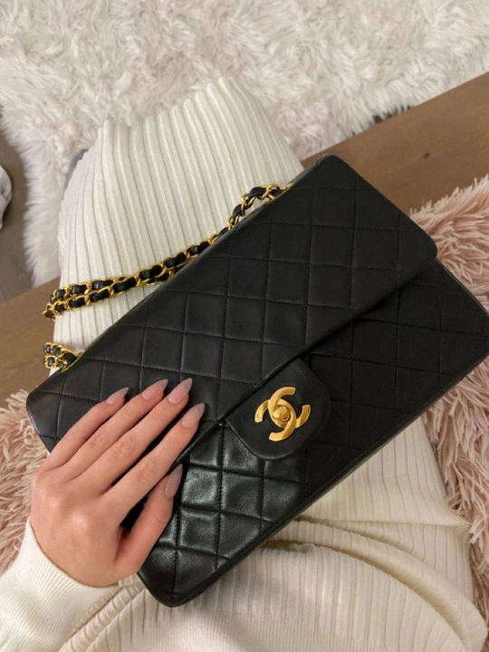 Chanel uslubidagi ayollar yelkama-sumkasi, mini Chanel debriyaj sumkasi