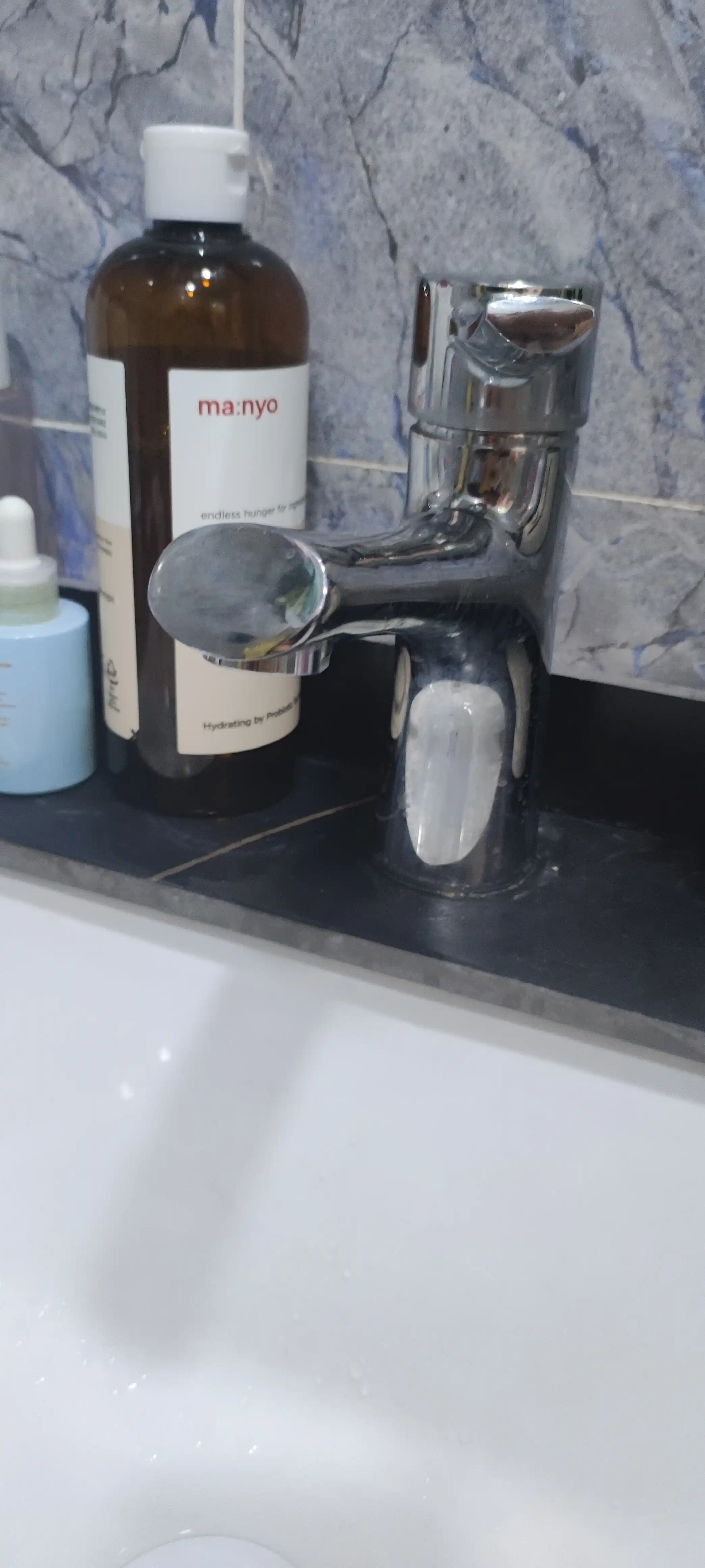 Baland kran nasadkasi, aerator, dush