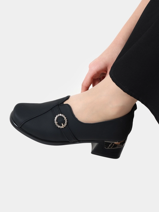 Ayollar poyabzali Sling Black Stiletto - barqaror poshnali zamonaviy poyabzal, nachos yo'q