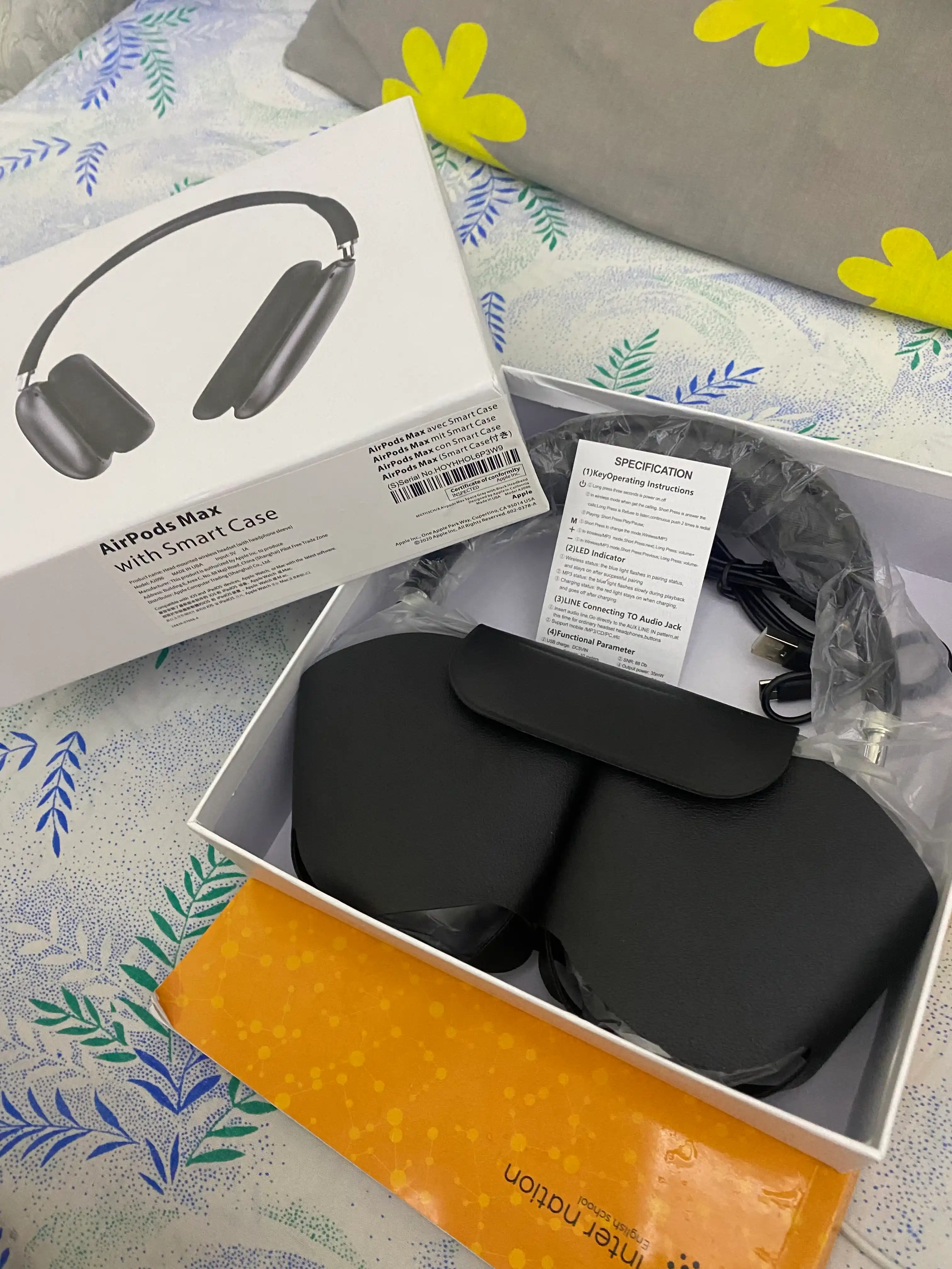Беспроводные наушники Pods Max, работают через Bluetooth
