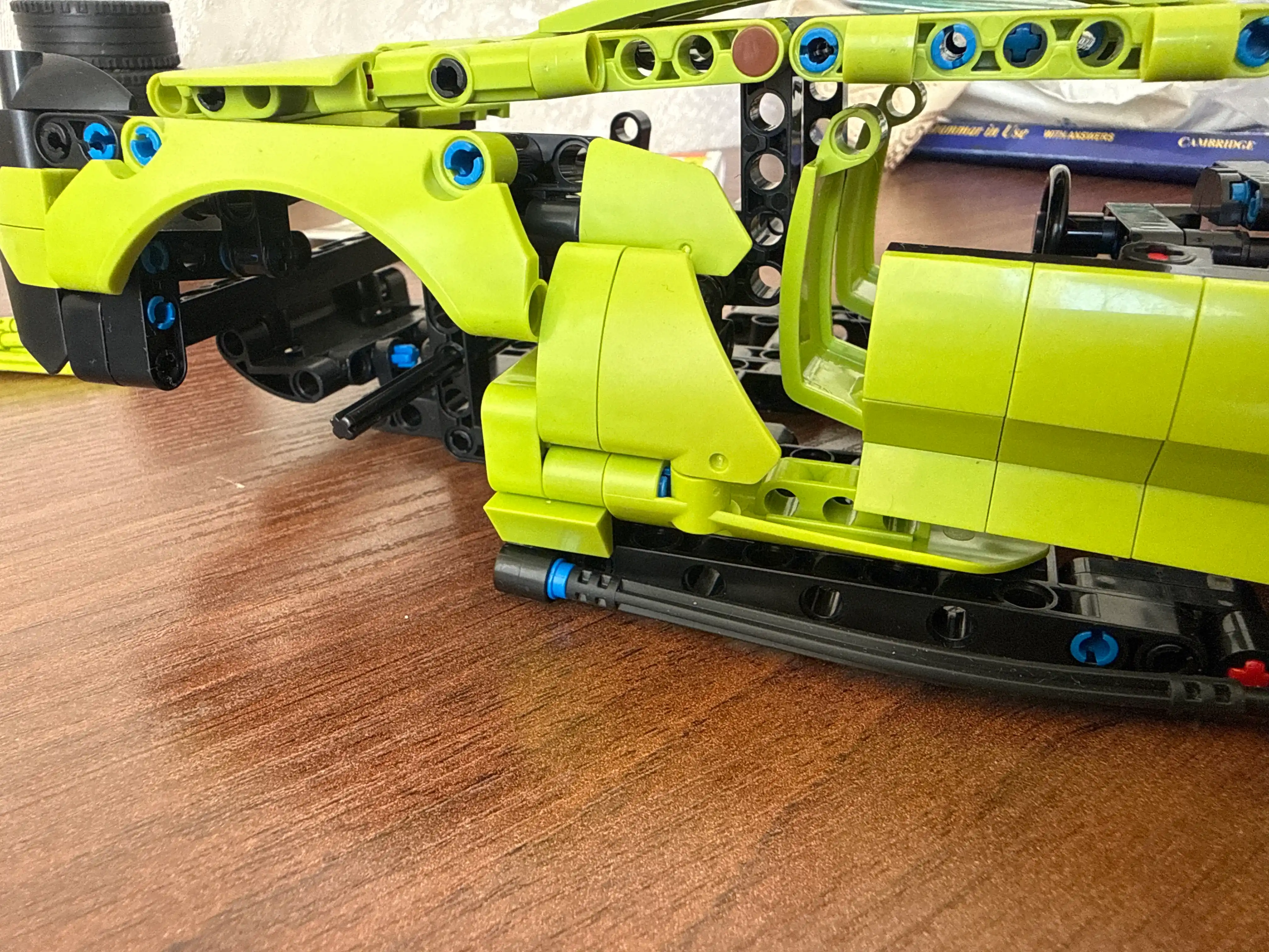 Конструктор Technic Lamborghini Sian — 1280 элементов, ABS-пластик