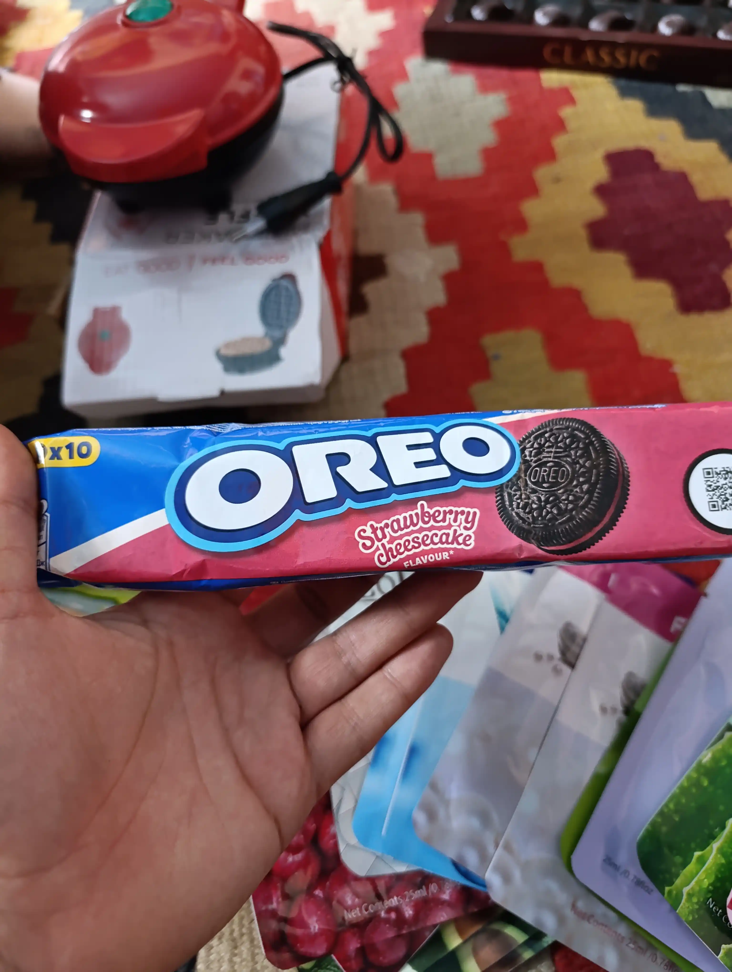 Печенье Oreo, с какао и начинкой со вкусом клубники 95 гр