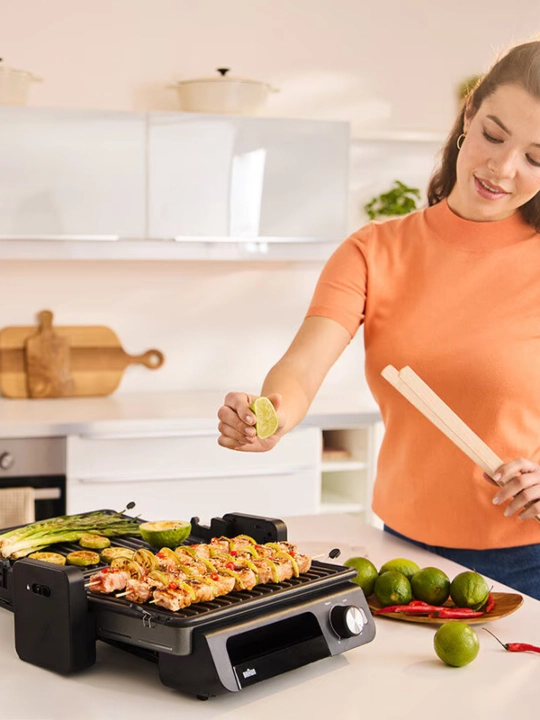 Braun CG5033IGY MultiGrill 5, 2000 Vt kontaktli gril, anti-yopishqoq plastinalar bilan