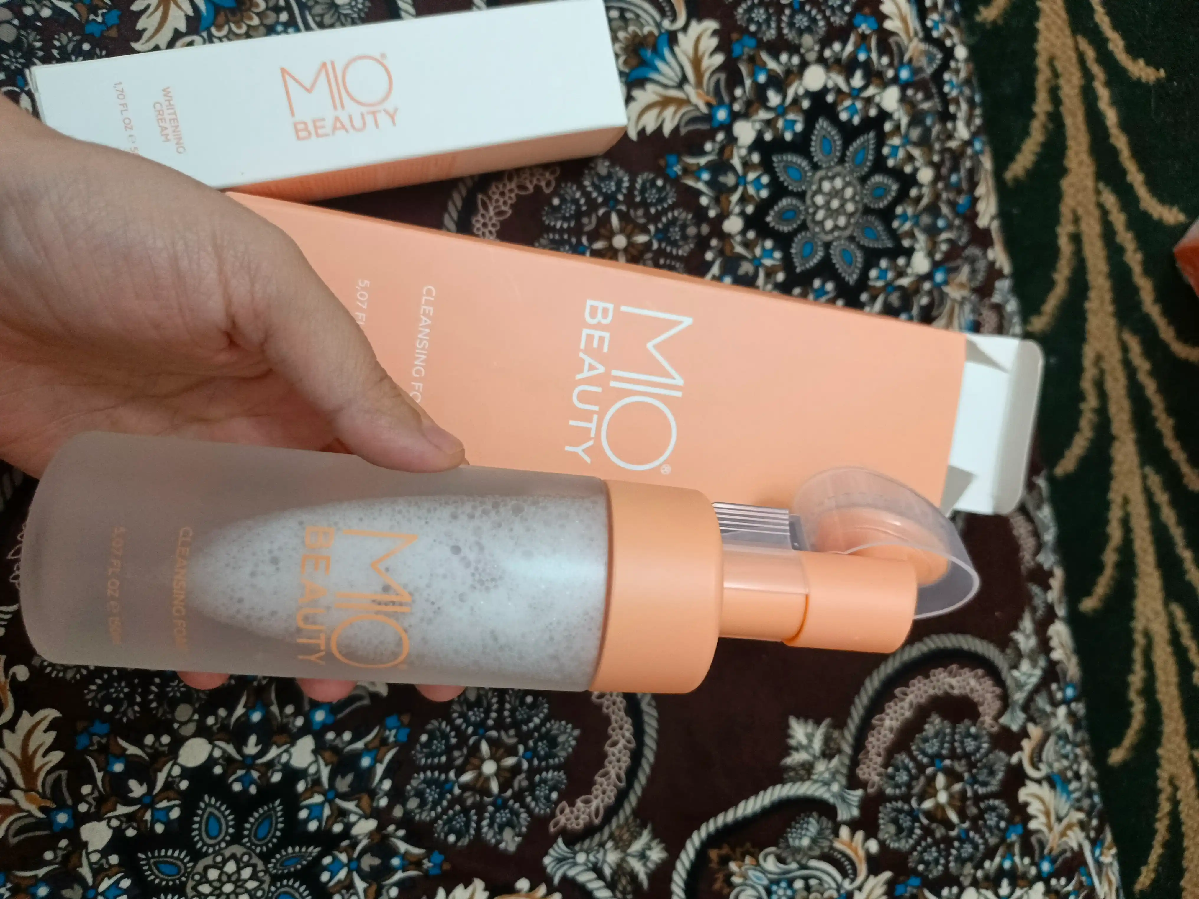 Пенка для умывания лица MIO BEAUTY