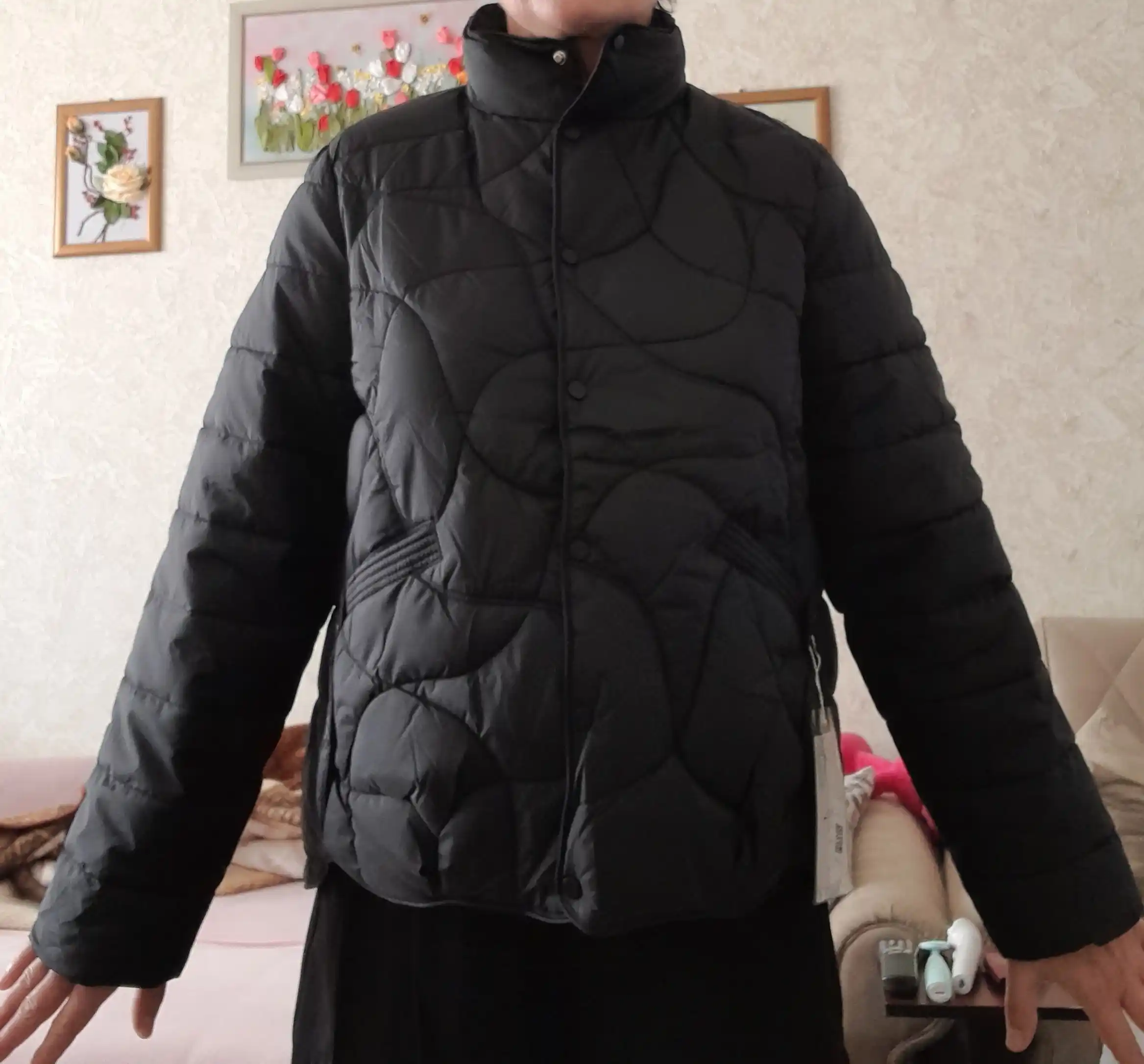 Yengil kuzgi va qishgi kurtkalar