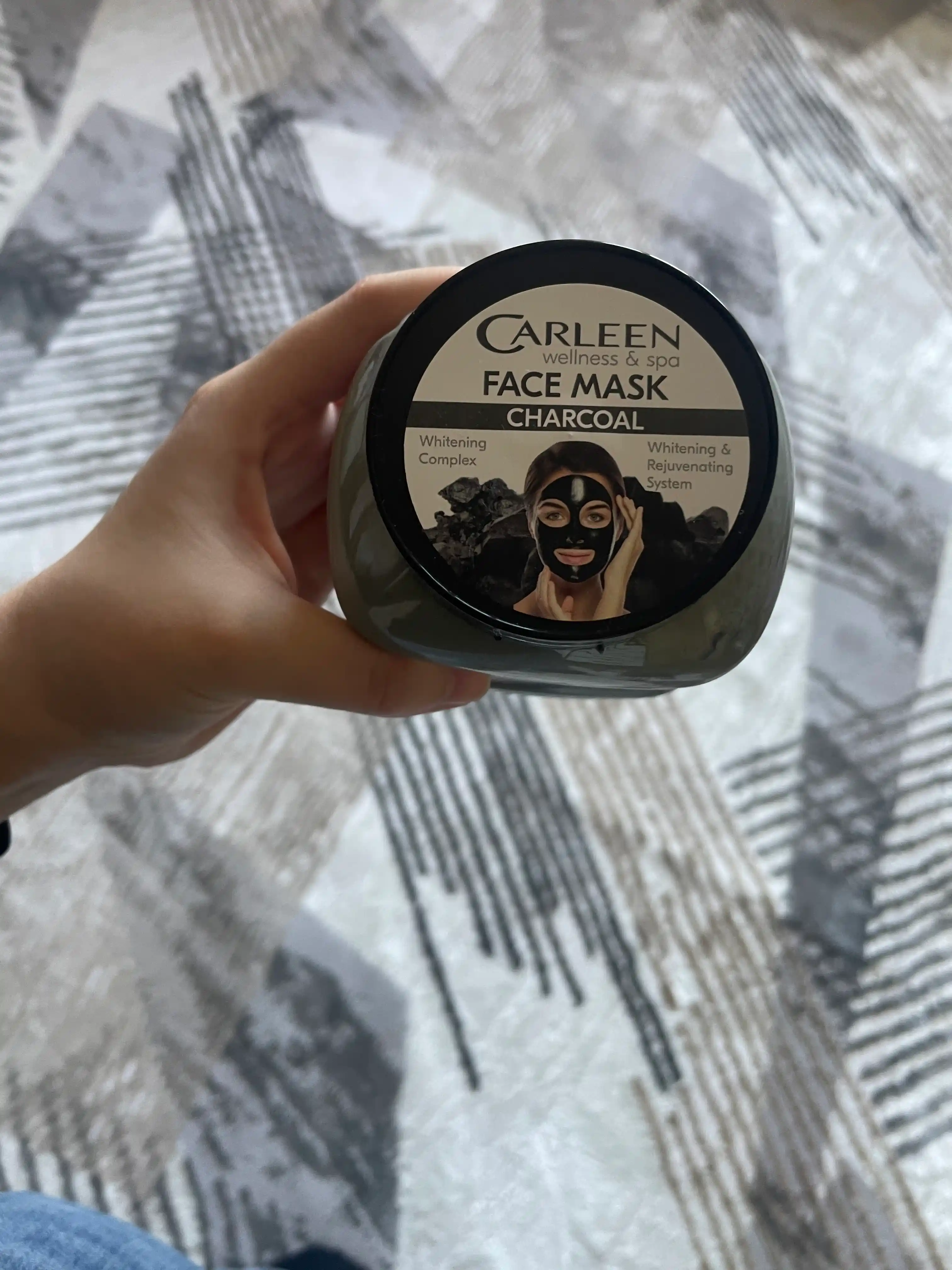 Глиняная маска для лица CARLEEN