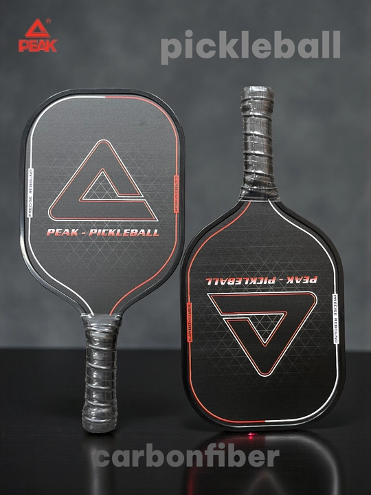 PEAK badminton to‘plami: 2 ta raketka, 3 ta volan va g‘ilof