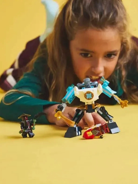 LEGO NINJAGO Zanes Battle Suit Mech 92 bolalar uchun dizayneri. 71827