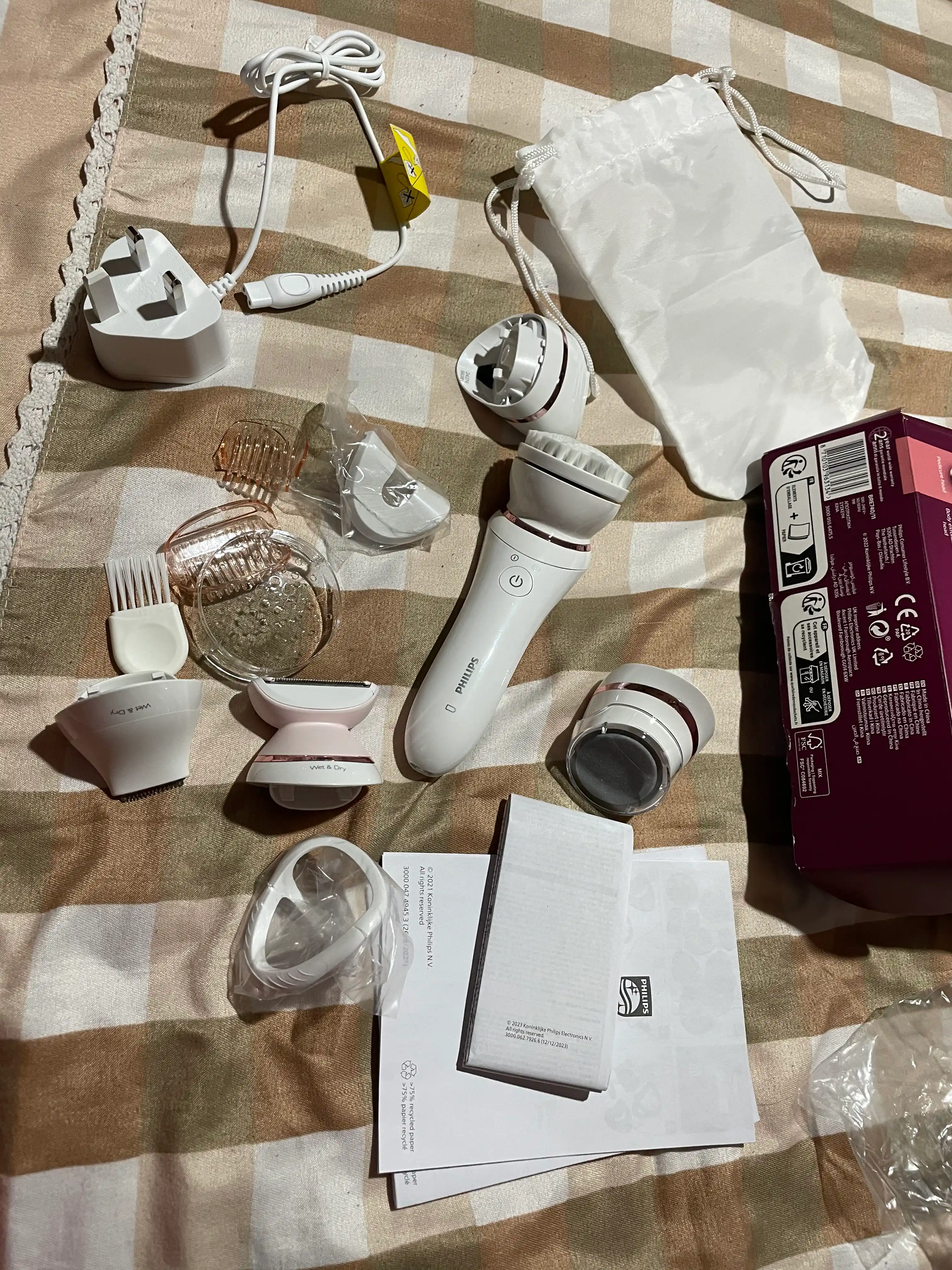 Oyoq va tana uchun nam va quruq epilyator Epilator Series 8000 BRE740