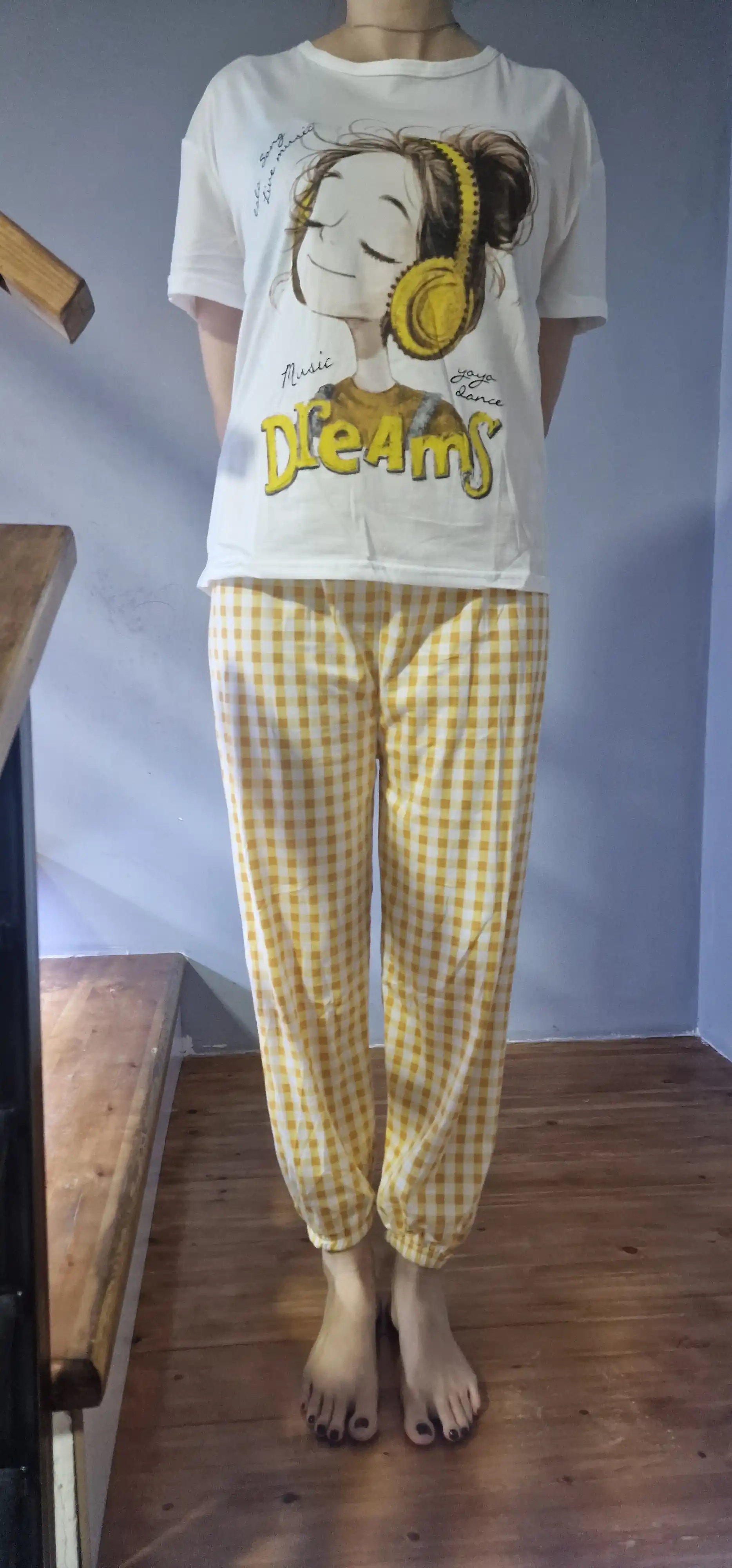 Ayollar va qizlar uchun pijama to‘plami, ko‘ylak va shim, kichik o‘lchamli