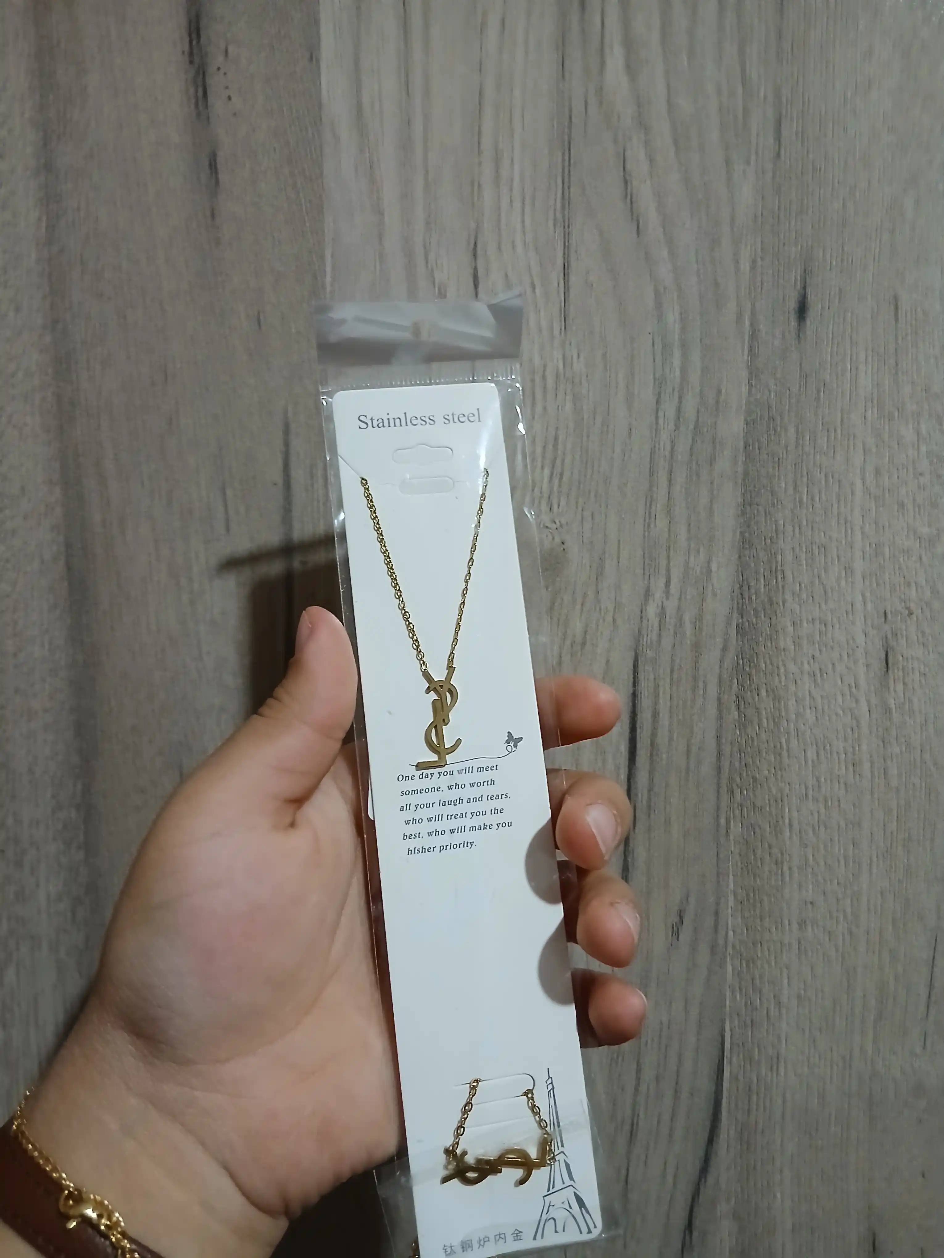 Zargarlik buyumlari to'plami, zanjir, marjon, bilaguzuk, messika, YSL