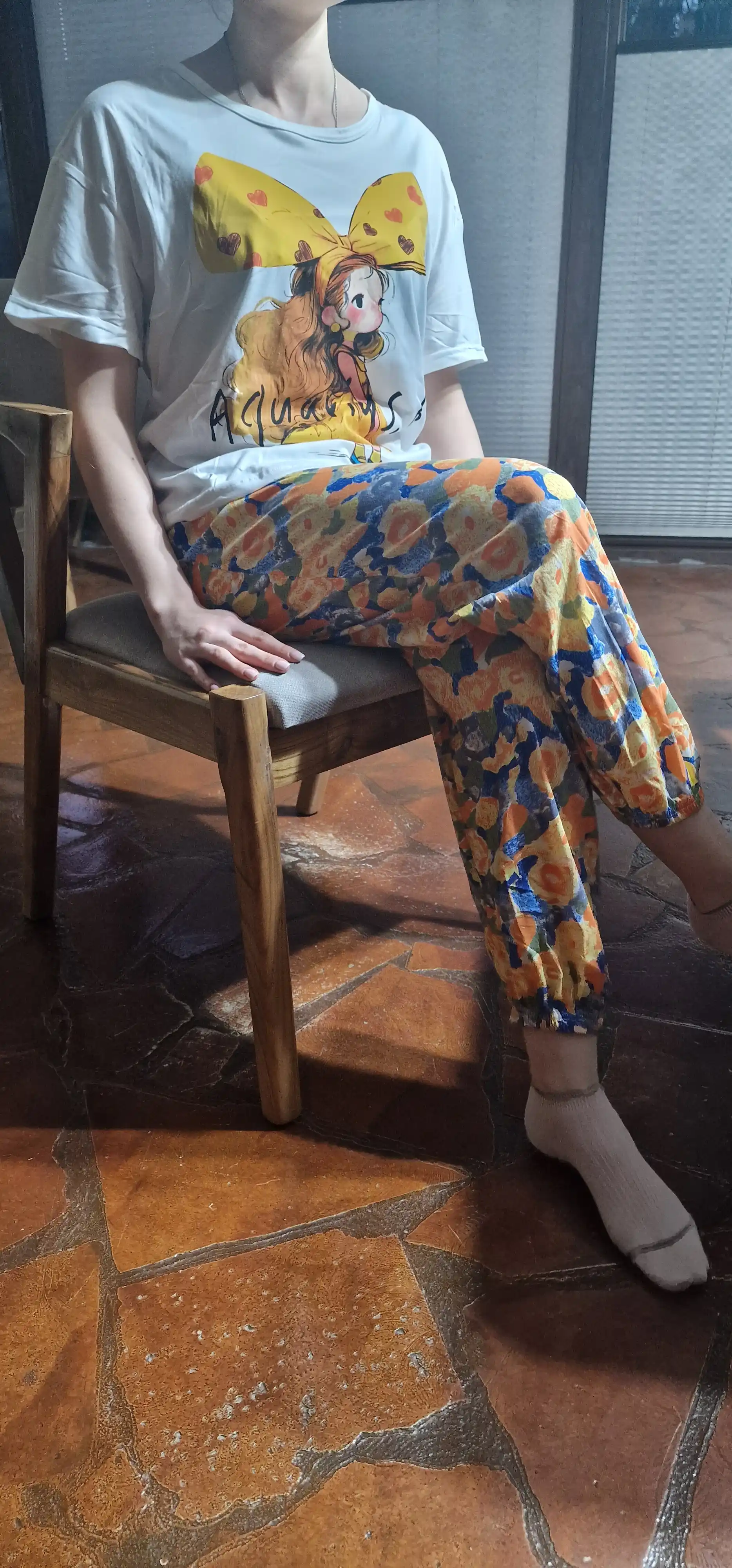 Ayollar va qizlar uchun pijama to‘plami, ko‘ylak va shim, kichik o‘lchamli