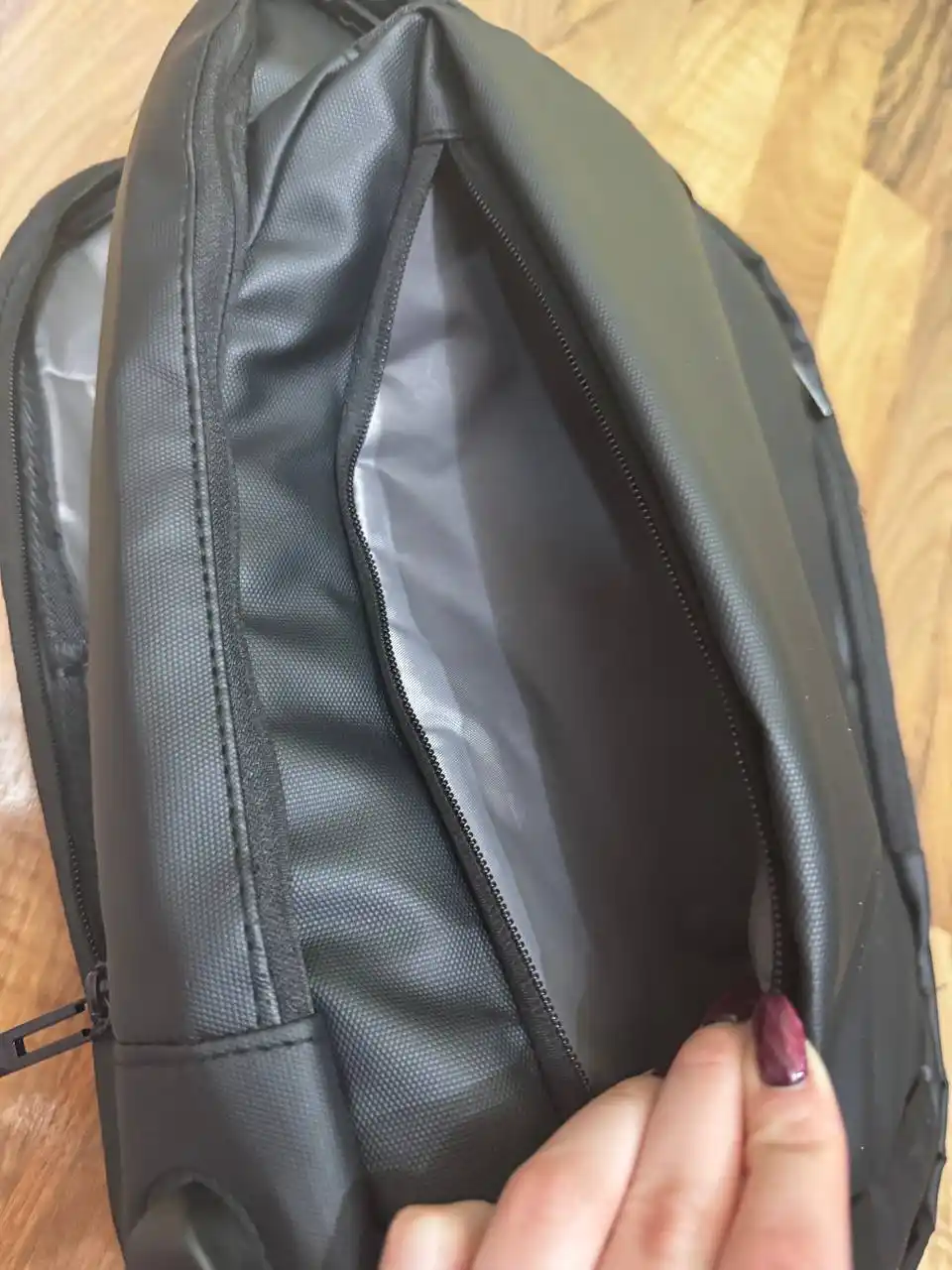 Erkaklar ryukzagi, kundalik, shahar, noutbuk va sayohatlar uchun mo‘ljallangan, USB portli