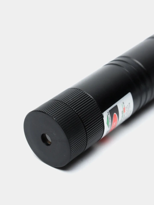 Laser 303 — yashil lazer, taqdimotlar va namoyishlar uchun ko‘rsatkich