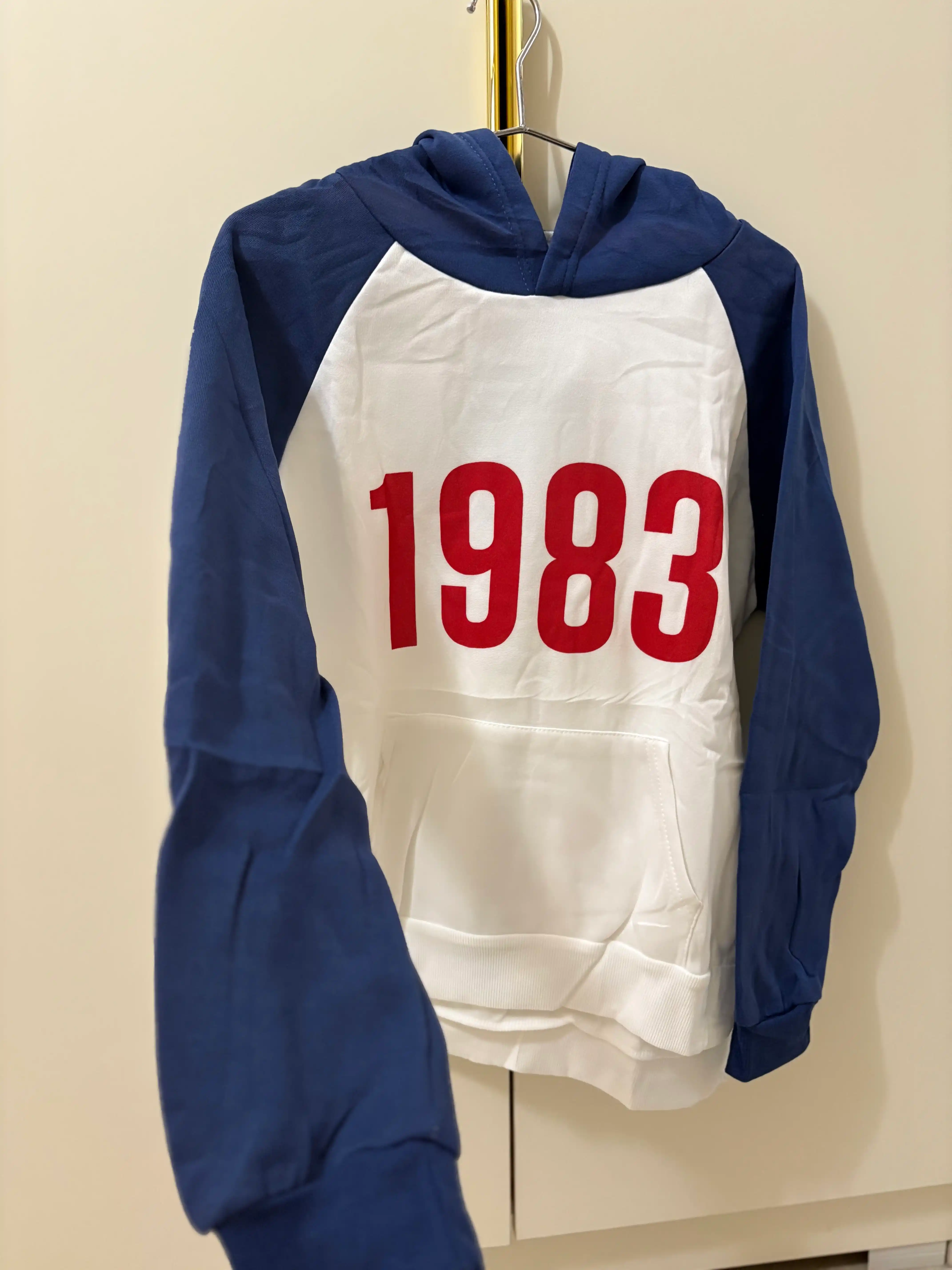 Женское худи oversize 1983 с капюшоном и карманами, демисезон