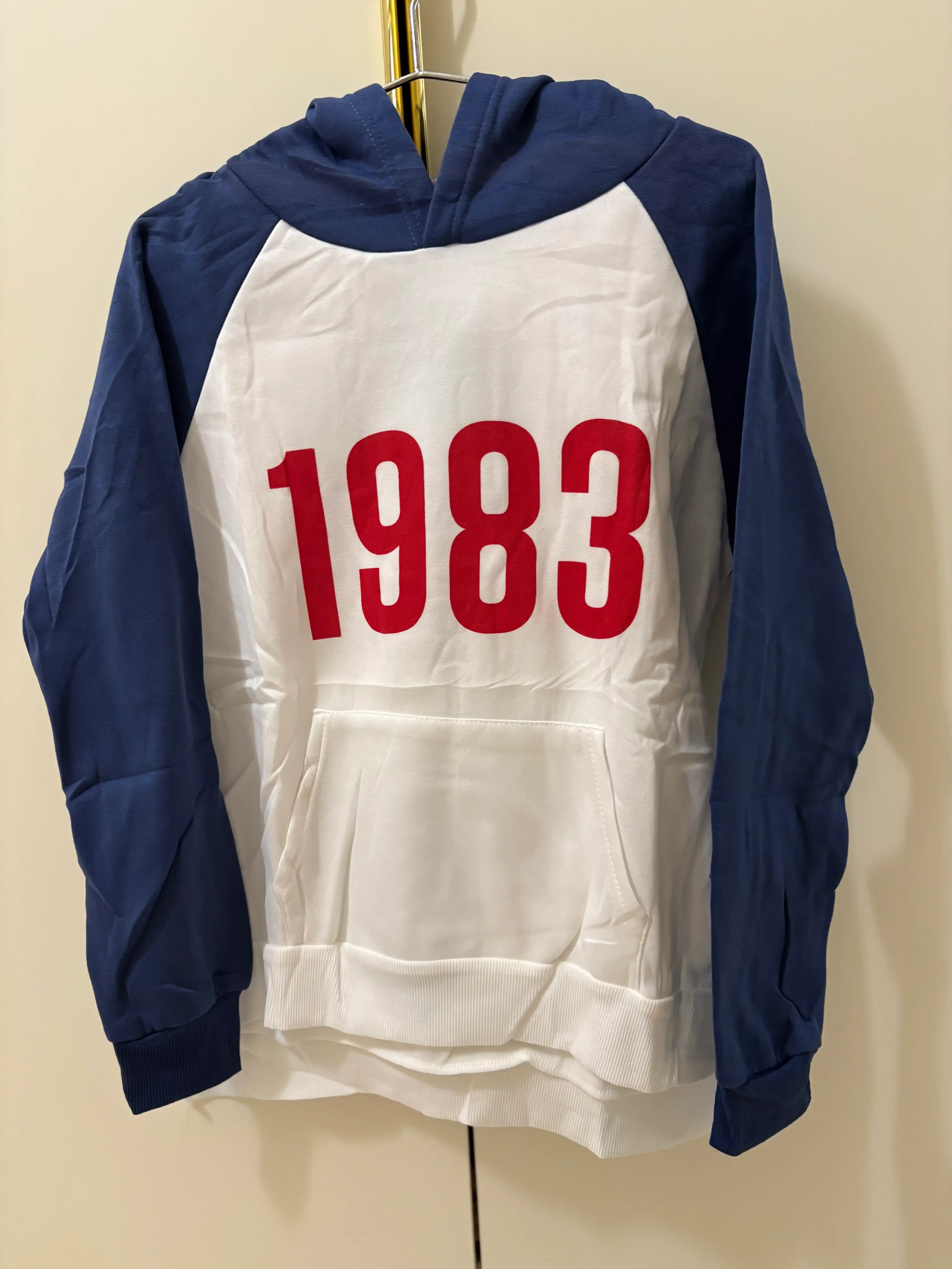 Женское худи oversize 1983 с капюшоном и карманами, демисезон
