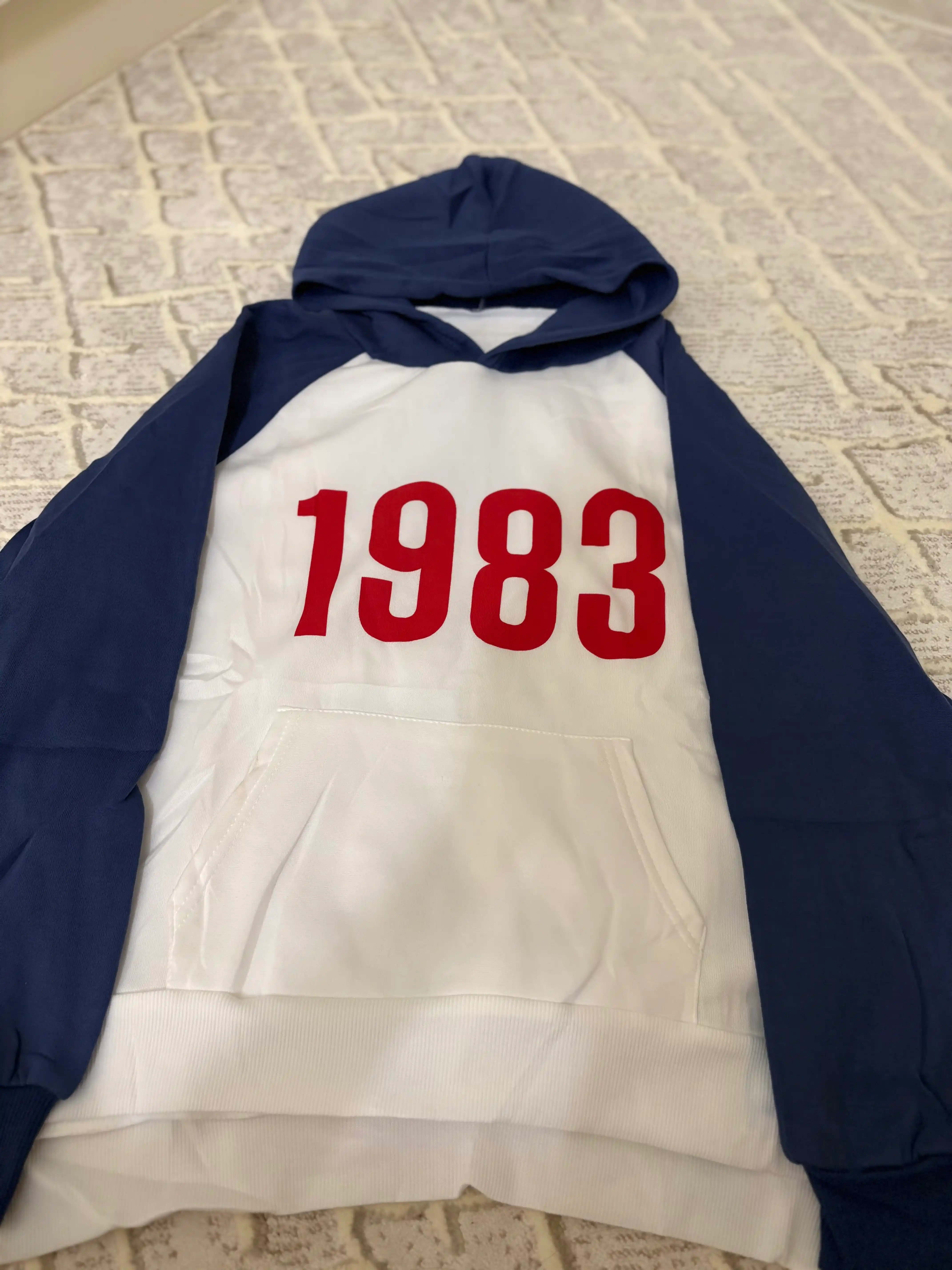 Женское худи oversize 1983 с капюшоном и карманами, демисезон