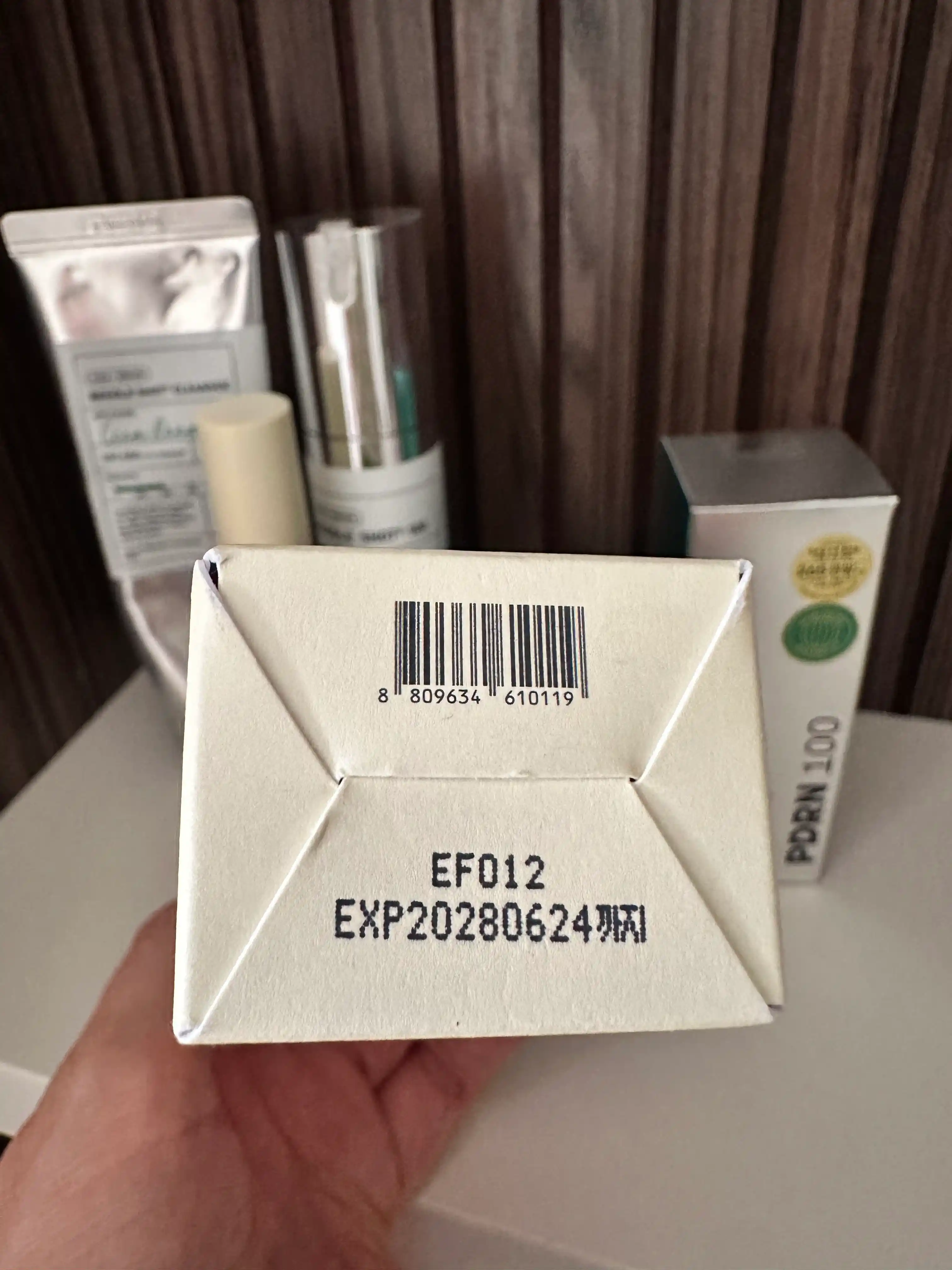 Yengil mineral quyoshdan himoya kremi yuz uchun AXIS-Y SPF50+ barcha turdagi teri uchun
