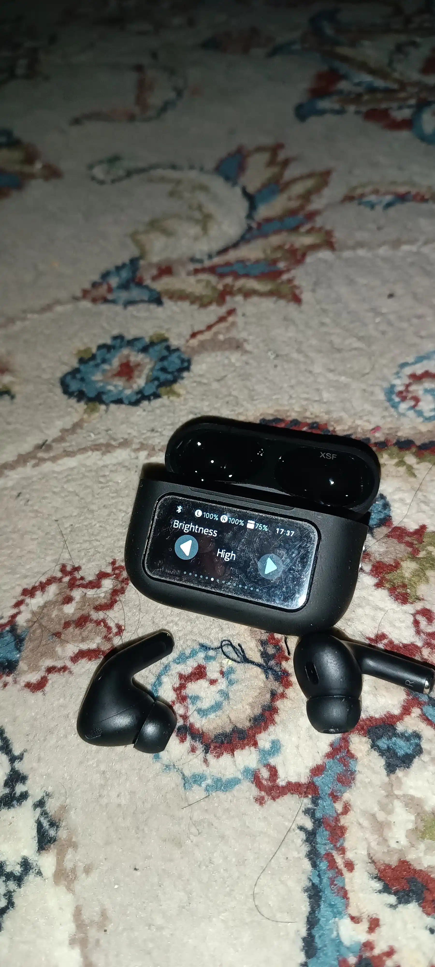 Smart Bluetooth quloqchin, ekranga ega, sensorli boshqaruv, xabarlar bilan, 22+ funksiya