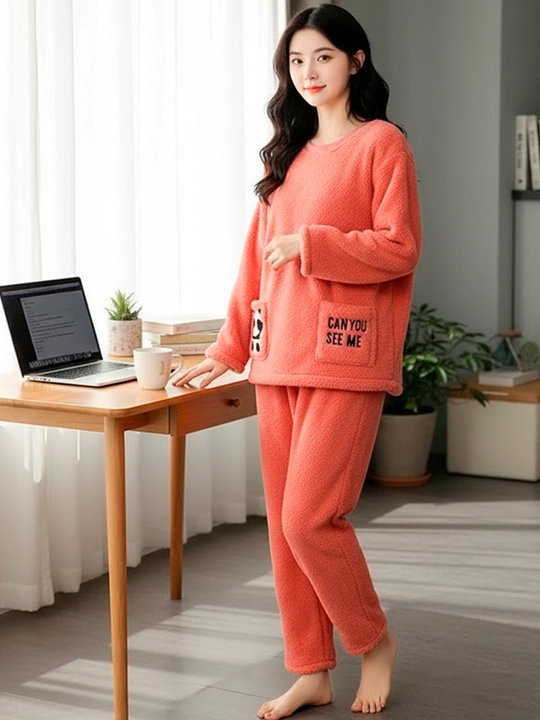 Ayollar momiq pijamasi