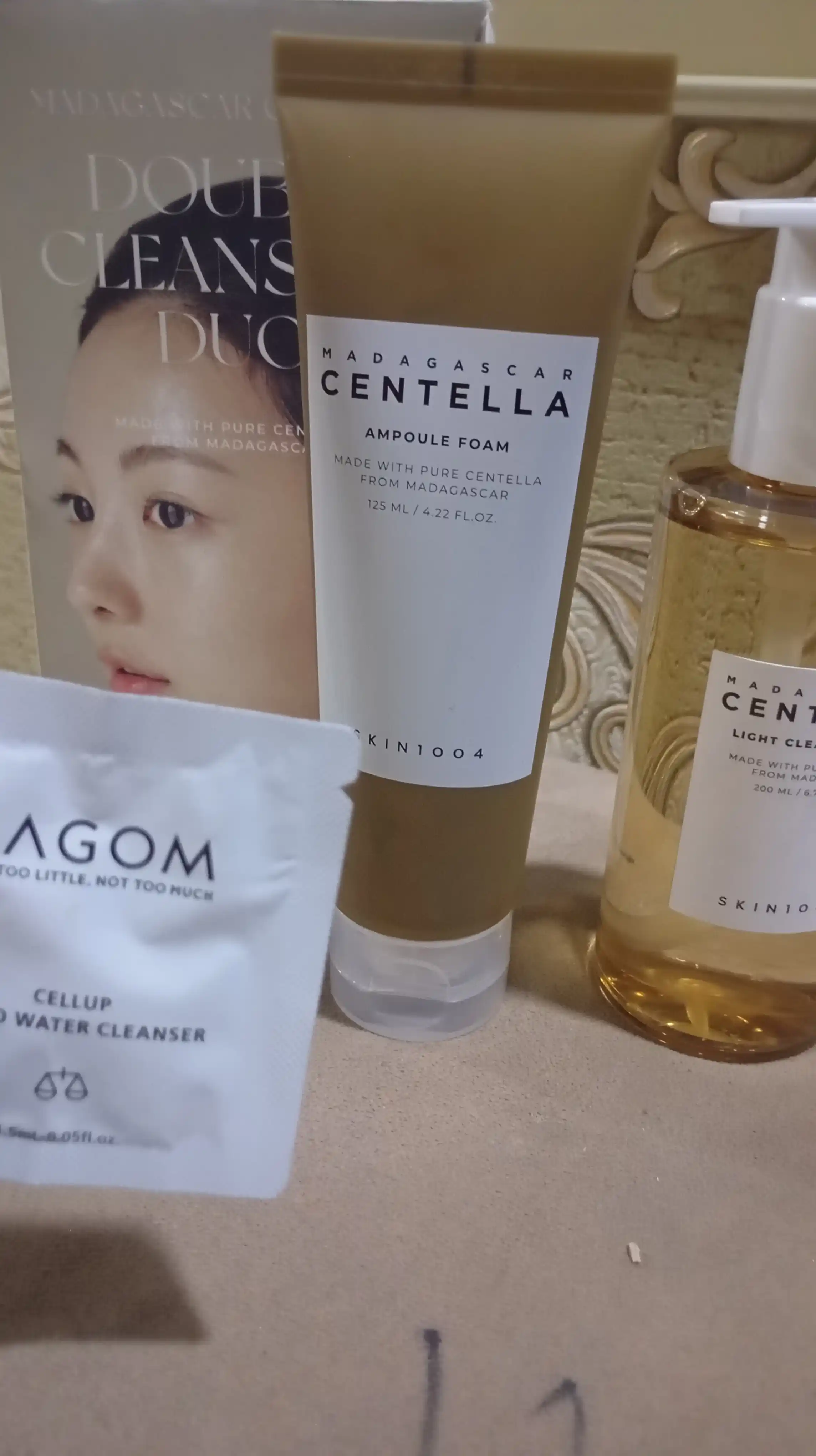 Ikki bosqichli tozalash to'plami, SKIN1004, Madagascar Centella, Double cleansing duo