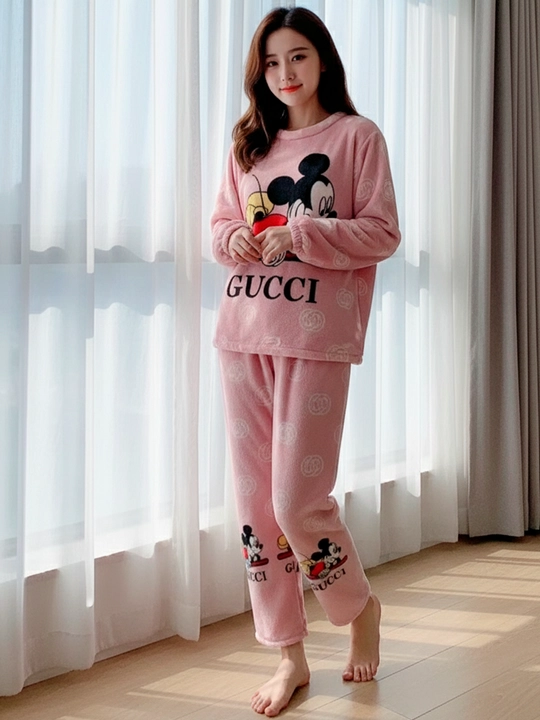 Pijama ayollar uchun