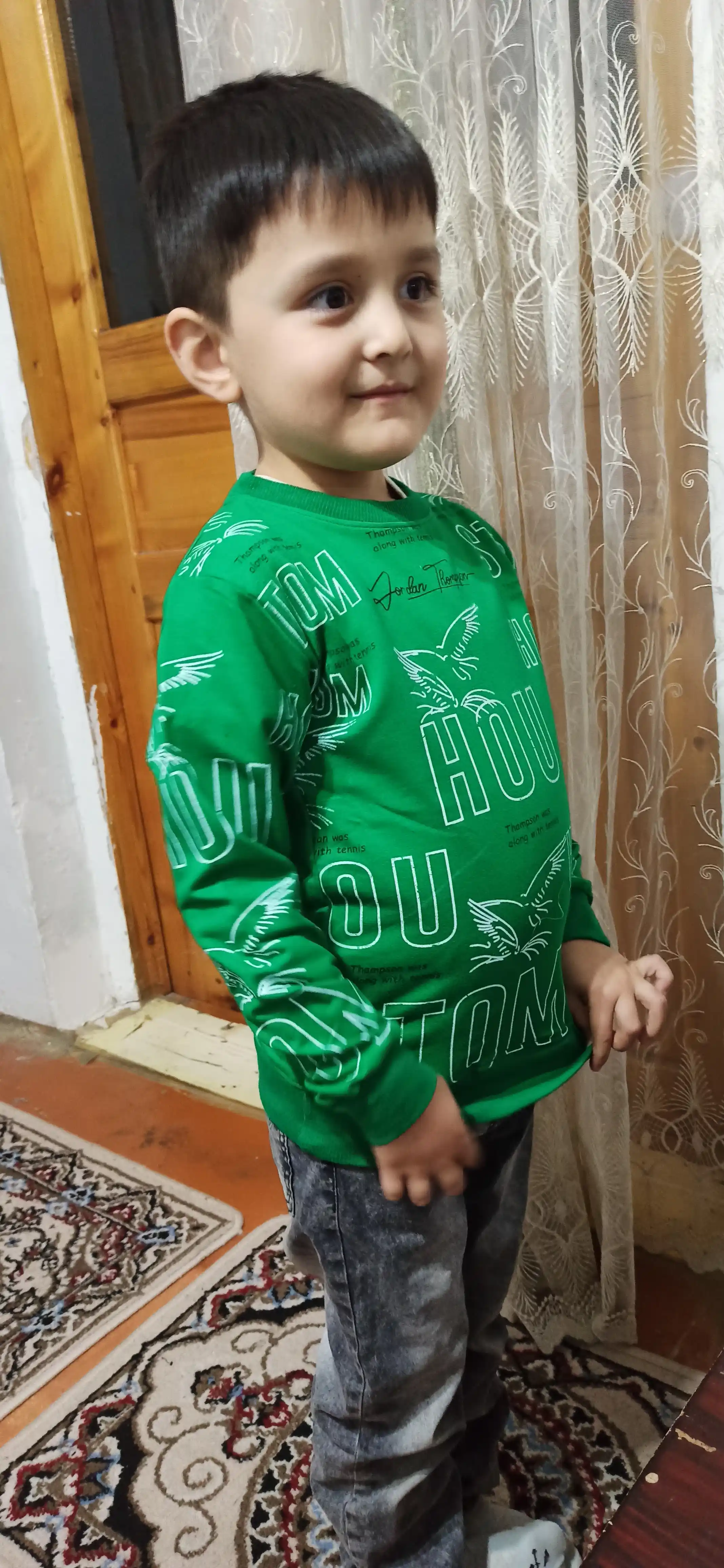 Bolalar uchun sviter, svitshot bahorgi, paxtali mato