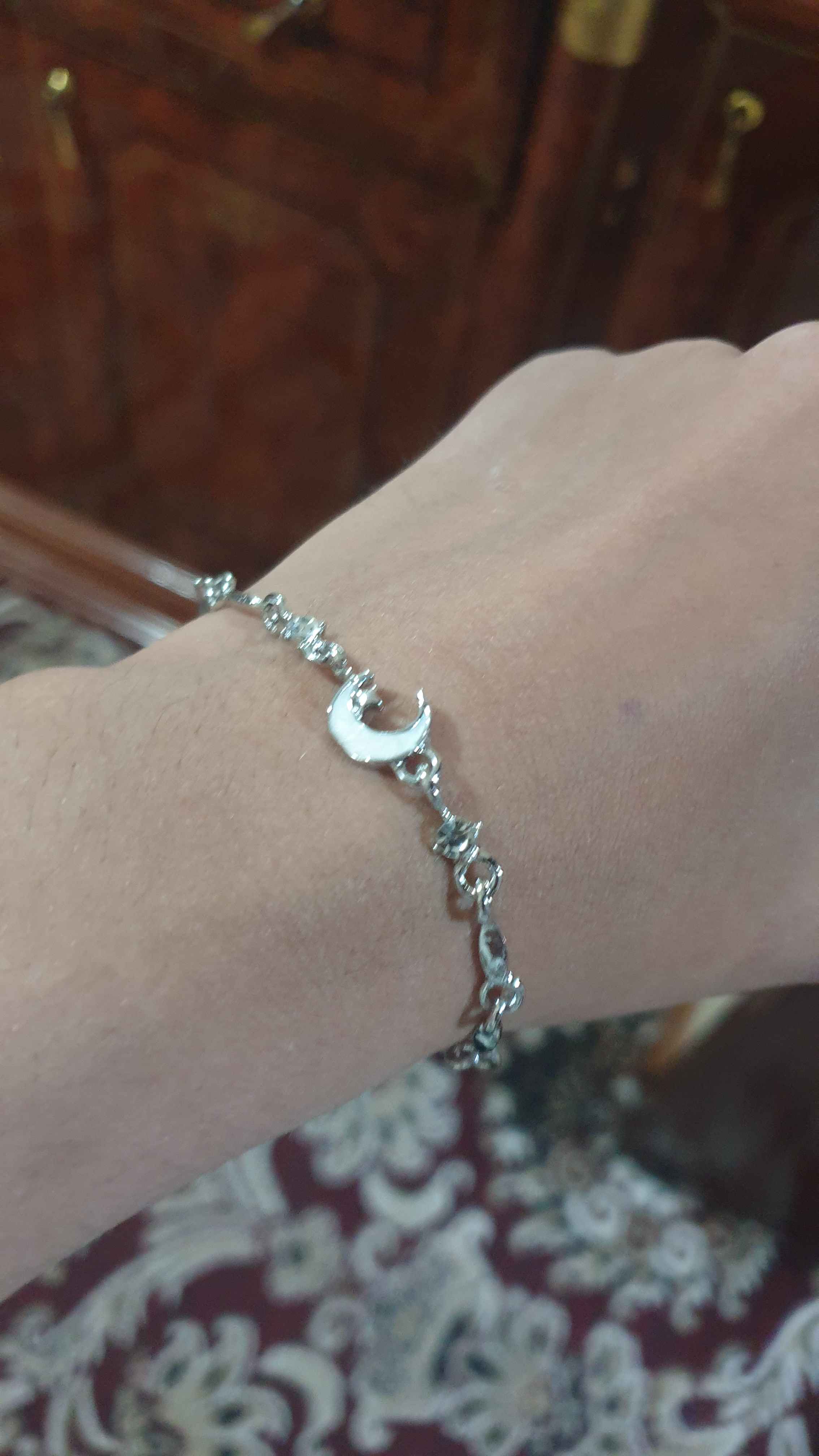 Ayollar bilakuzugi, qo'lga taqiladigan bilaguzuk, o'lchamsiz
