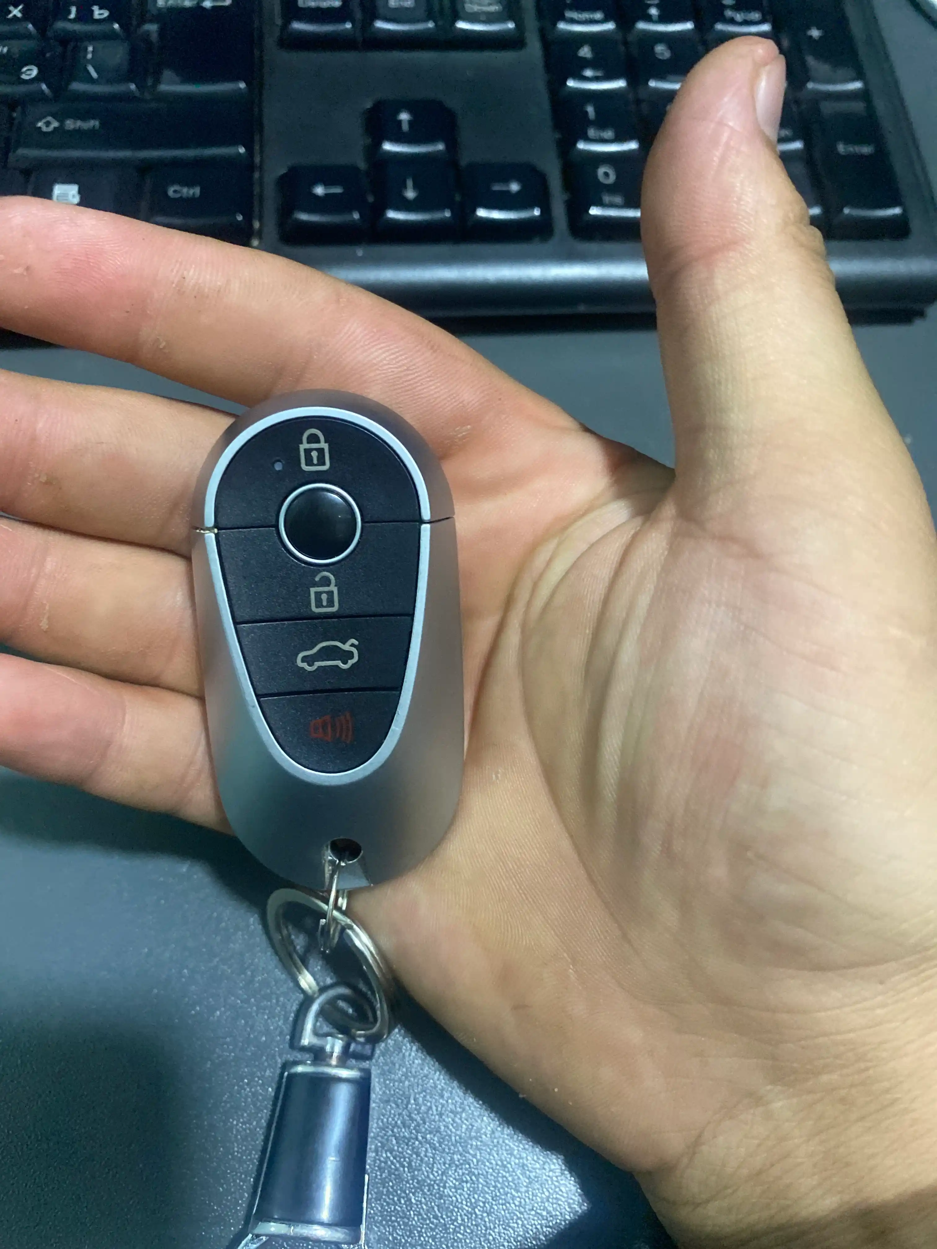 Malibu 2, Kia K 5, 905 avto signalizatsiyasi, Cobalt dizayni, masofadan boshqarishli