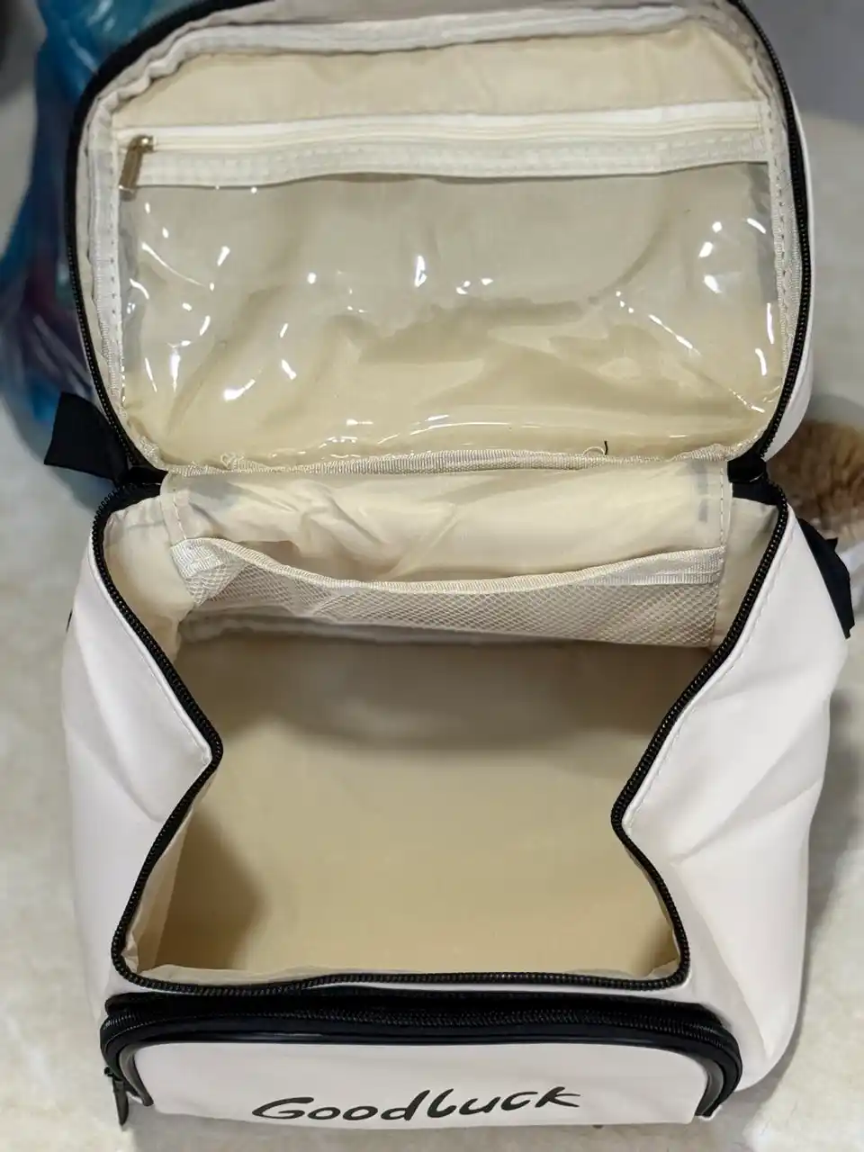Tutqichli va bantli Goodluck kosmetik sumkasi — keng, zamonaviy, eko teridan
