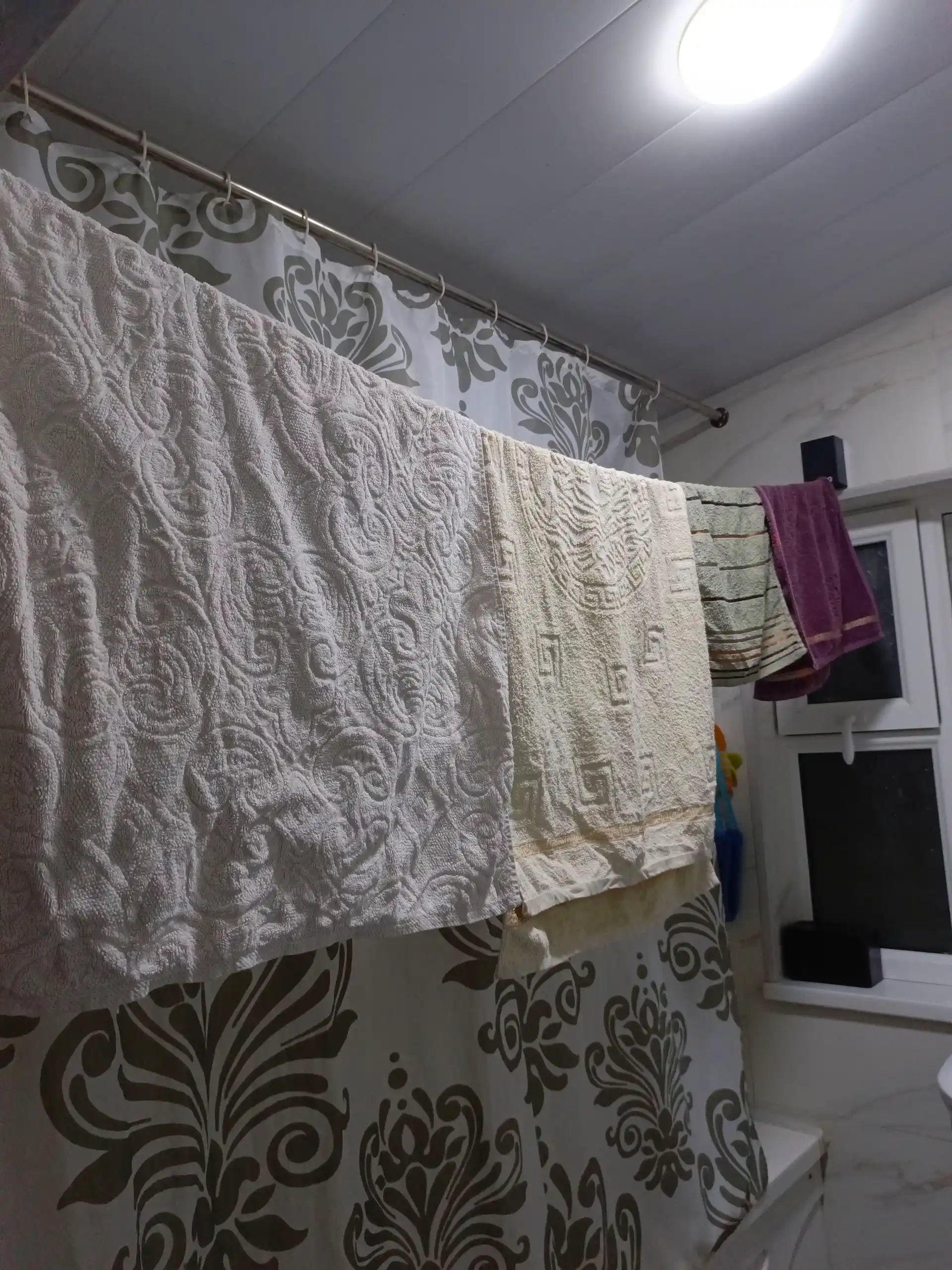 Ixcham tortiladigan devoriy kir quritgich, 4,2 metr metall tros, 20 kg gacha