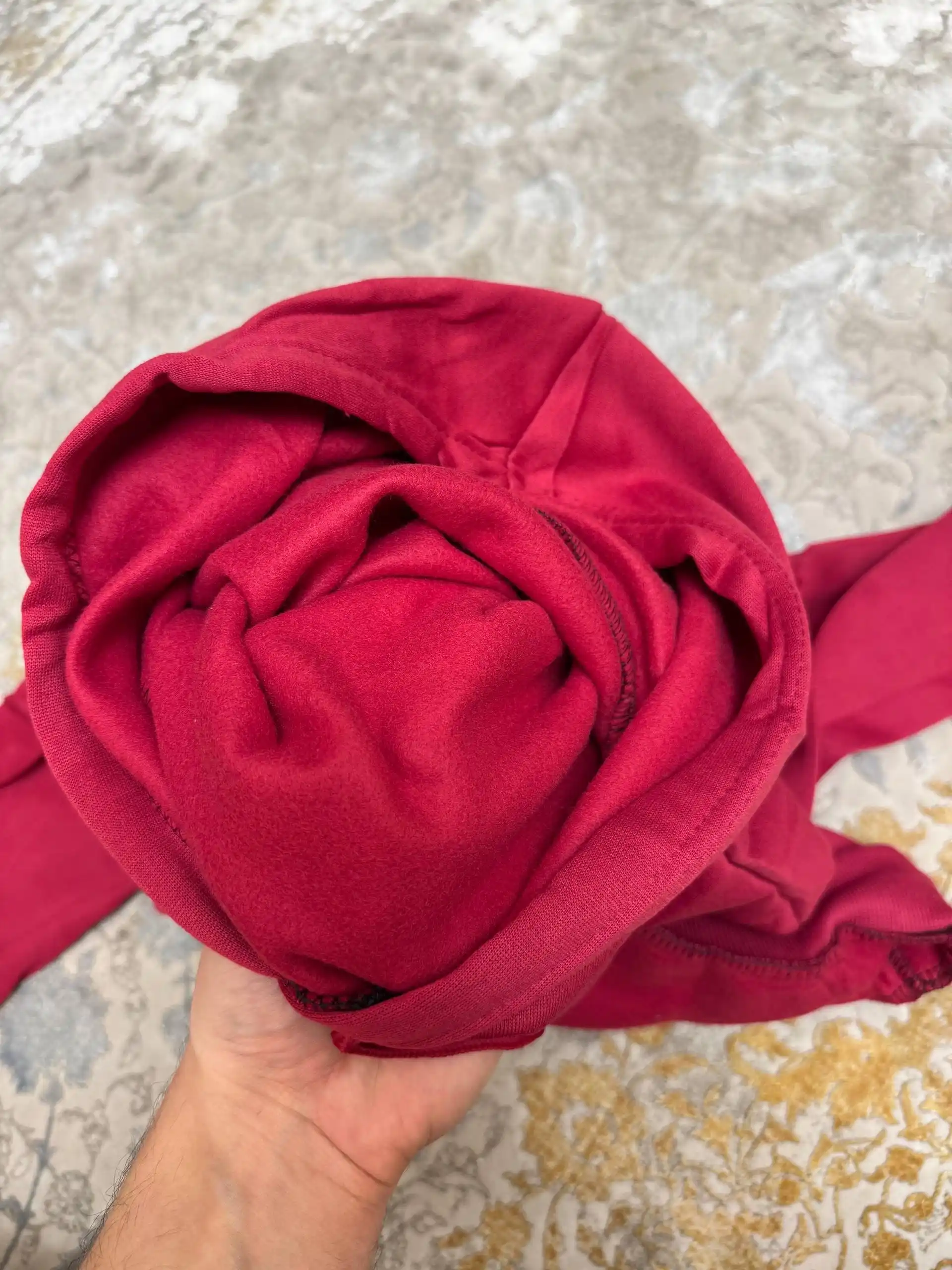 Ayollar xudi, oversize, bosma, universitet uslubida