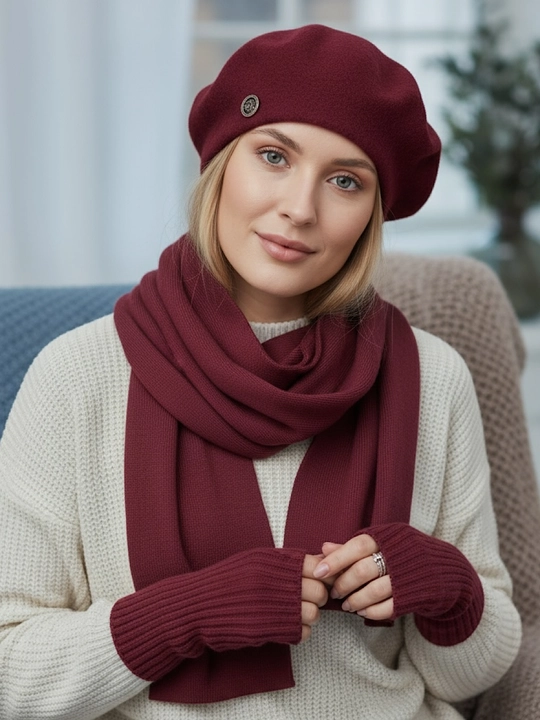 Ayollar to‘plami, beret, sharf va qalpoq mitenlari - qishki bosh kiyim, 3 tasi 1 da
