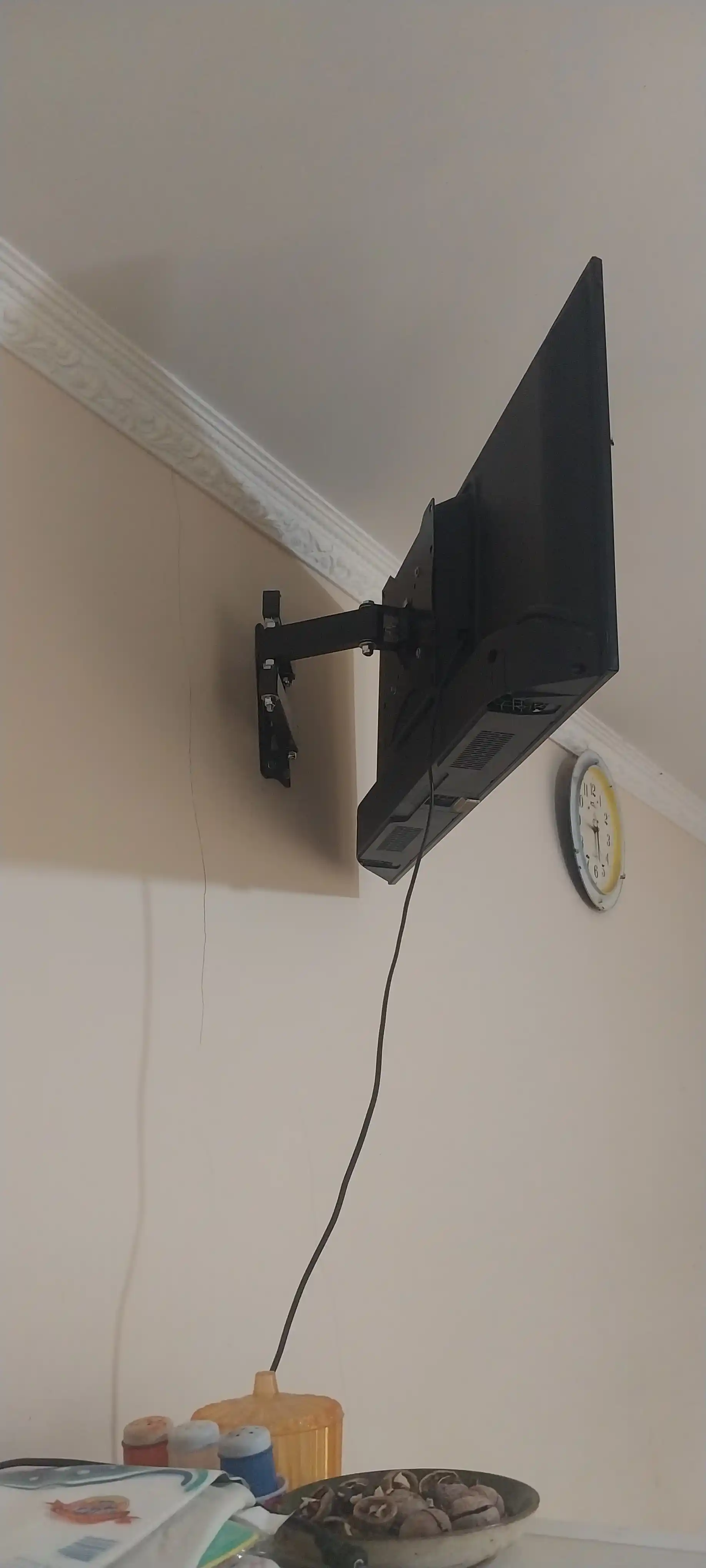 Televizor uchun kronshteyn INNOTECH MIDDLE 17''-42''