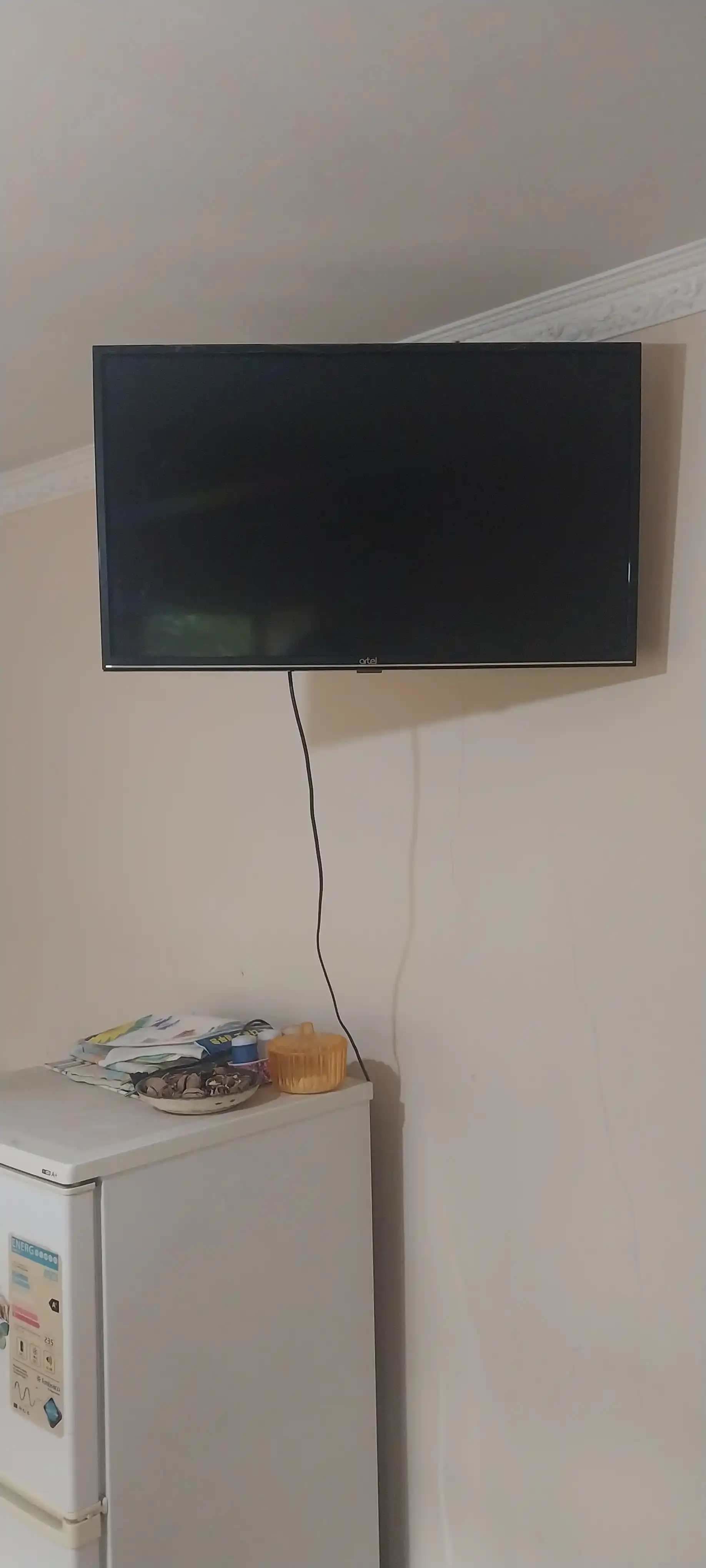 Televizor uchun kronshteyn INNOTECH MIDDLE 17''-42''